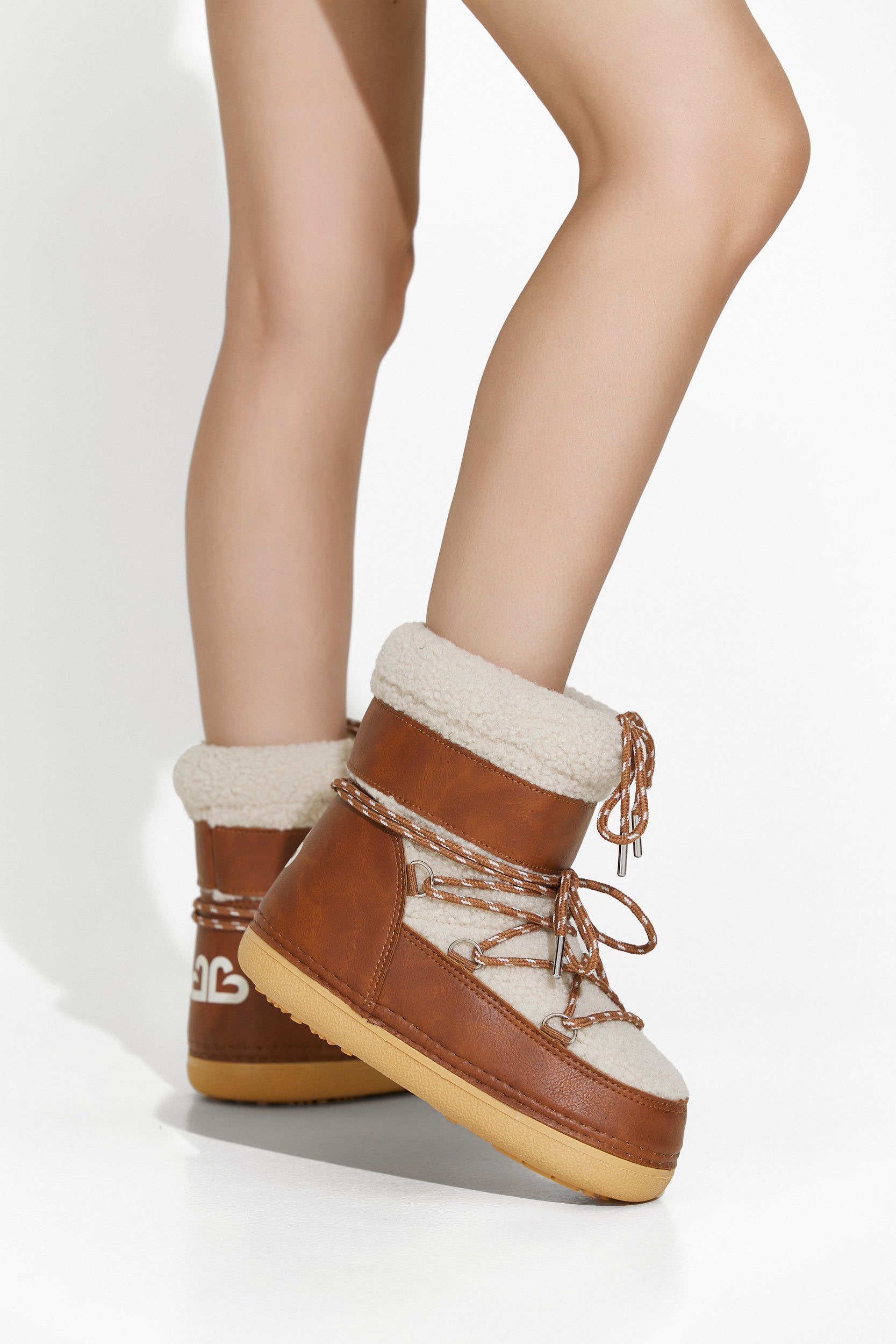 Ostara Bogas Barna Női Síbakancsok