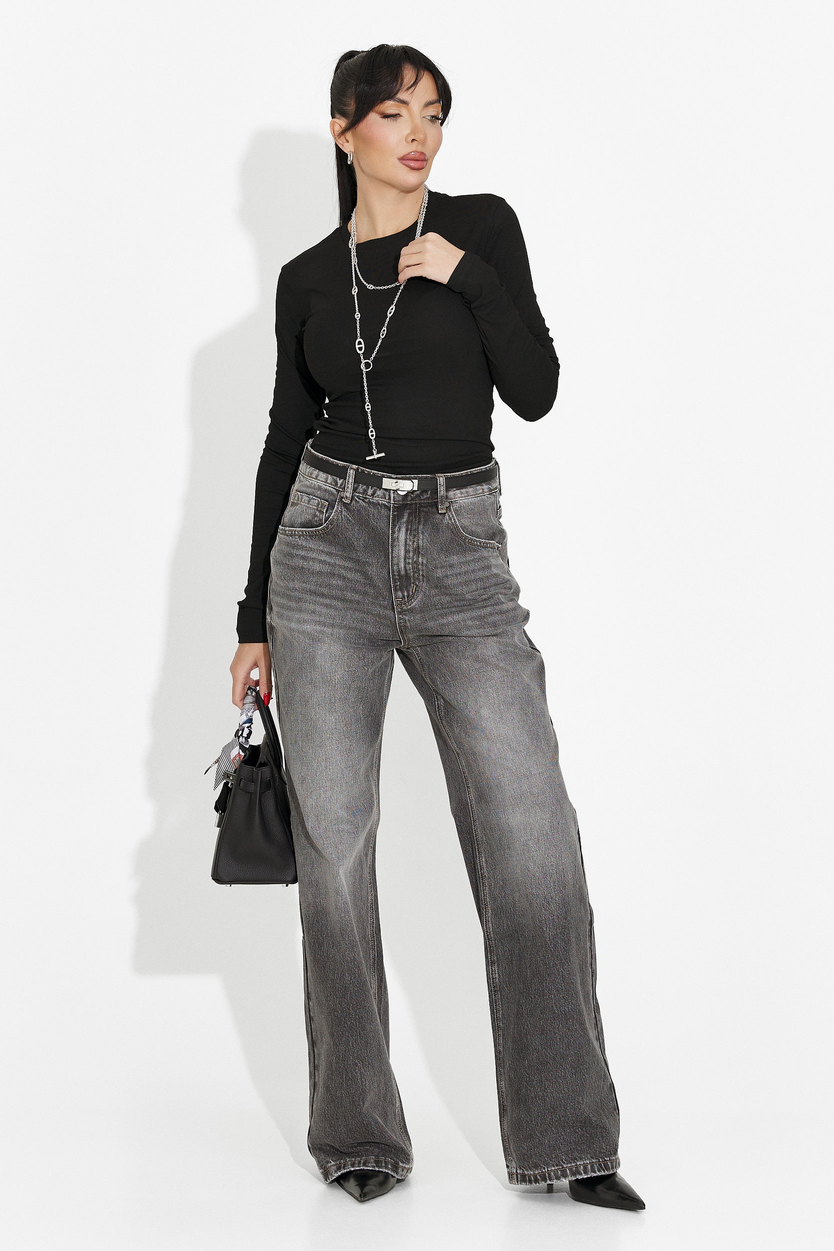 Női fekete alkalmi blúz Kisena bogas