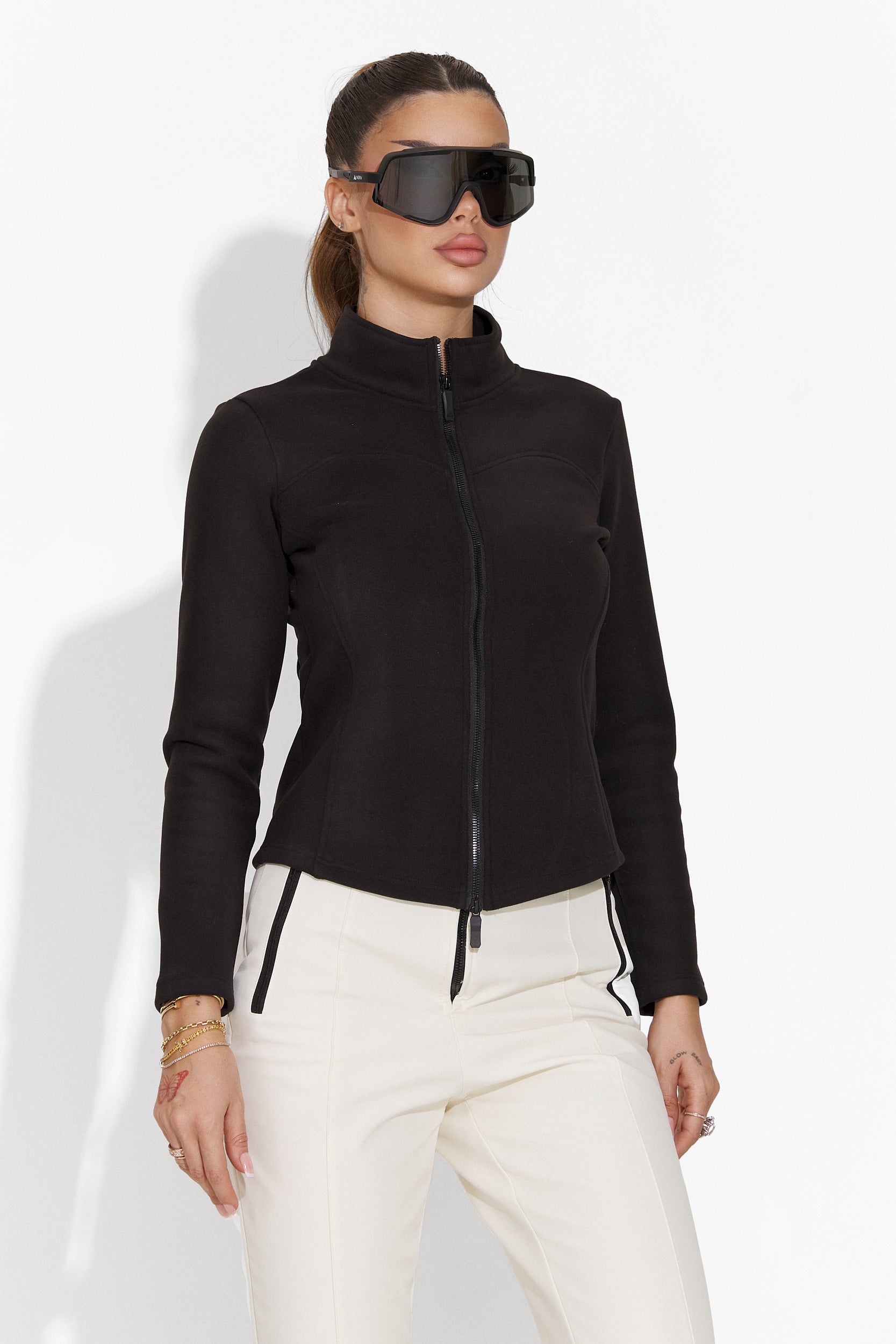 Petronila Bogas alkalmi fekete női blúz