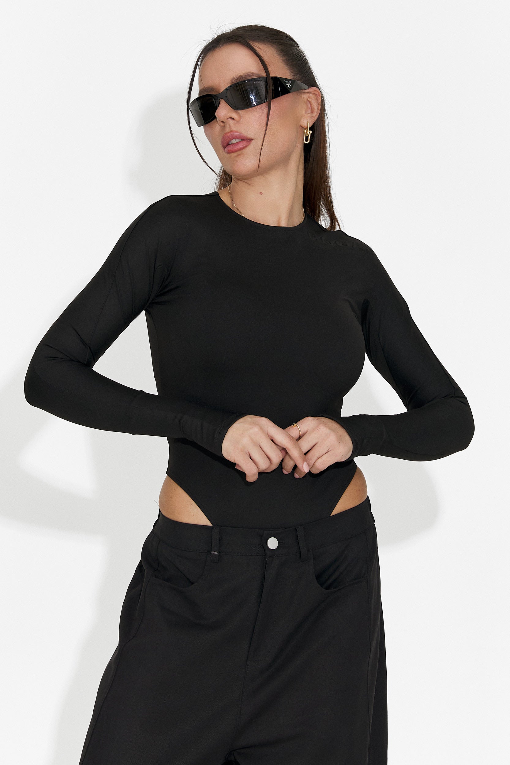 Elegáns fekete női ruha Mioala Bogas