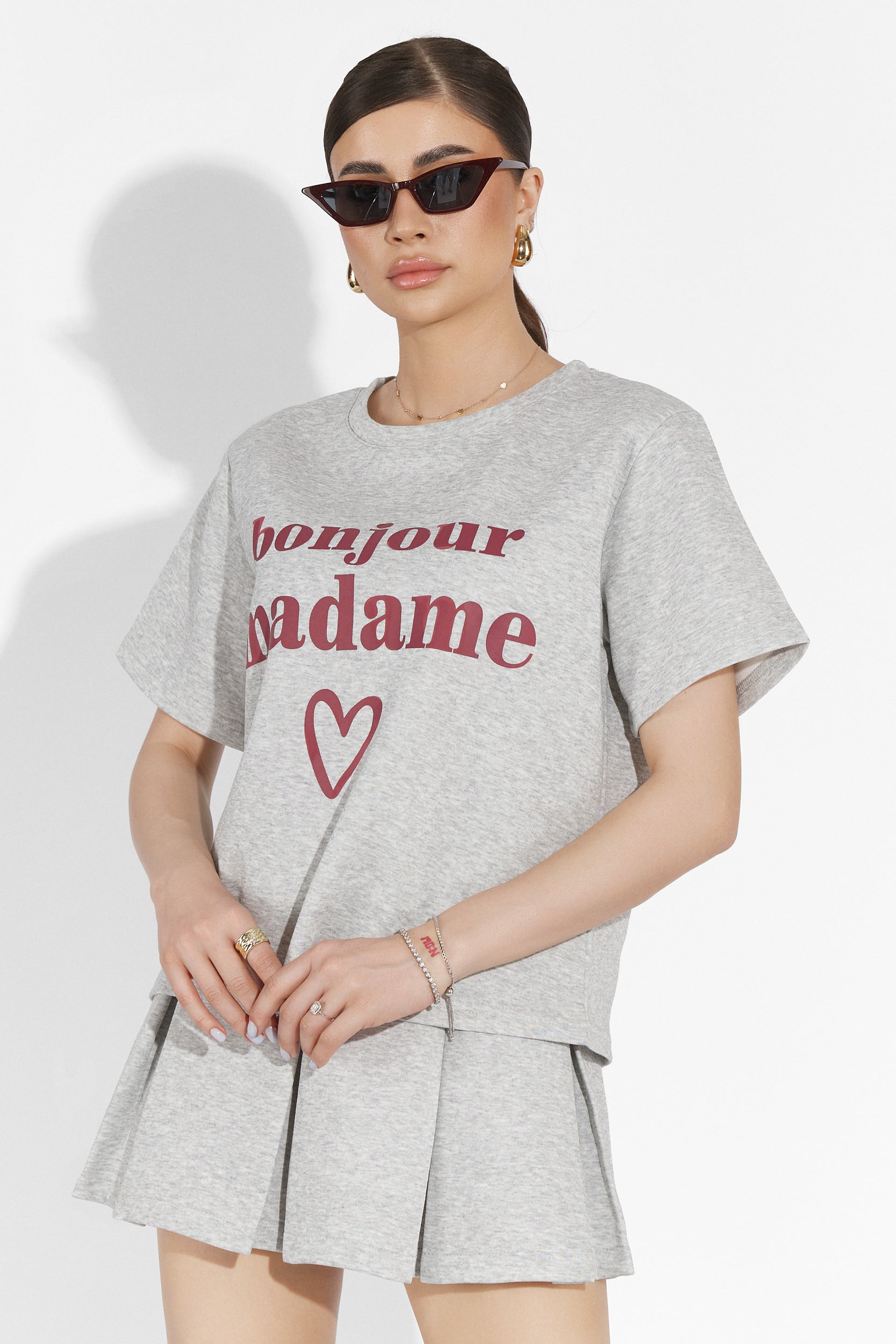 Myana Bogas szürke szoknyakosztüm