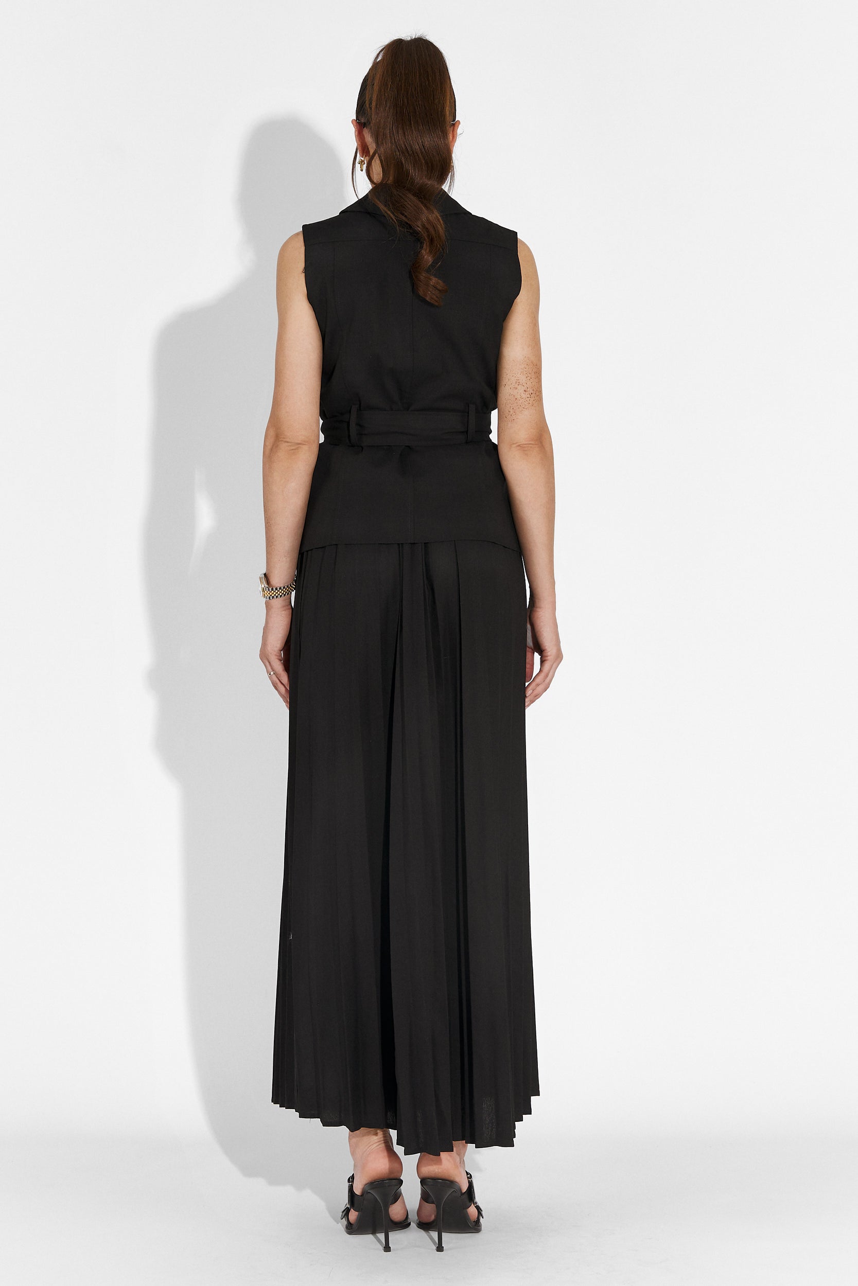 Timothy Bogas Fekete Szoknyás Öltöny