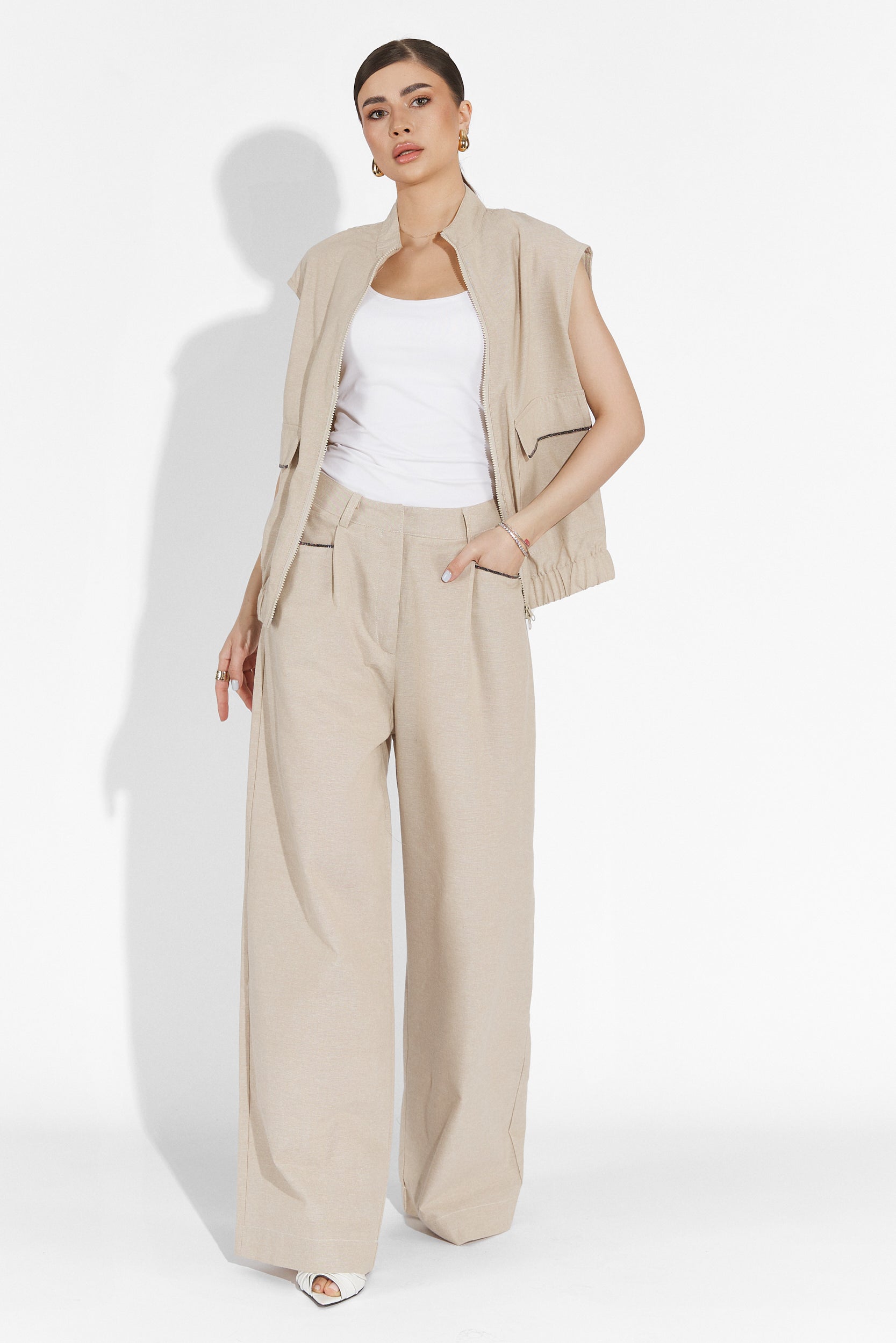 Onulko Bogas Bézs Nadrágkosztüm