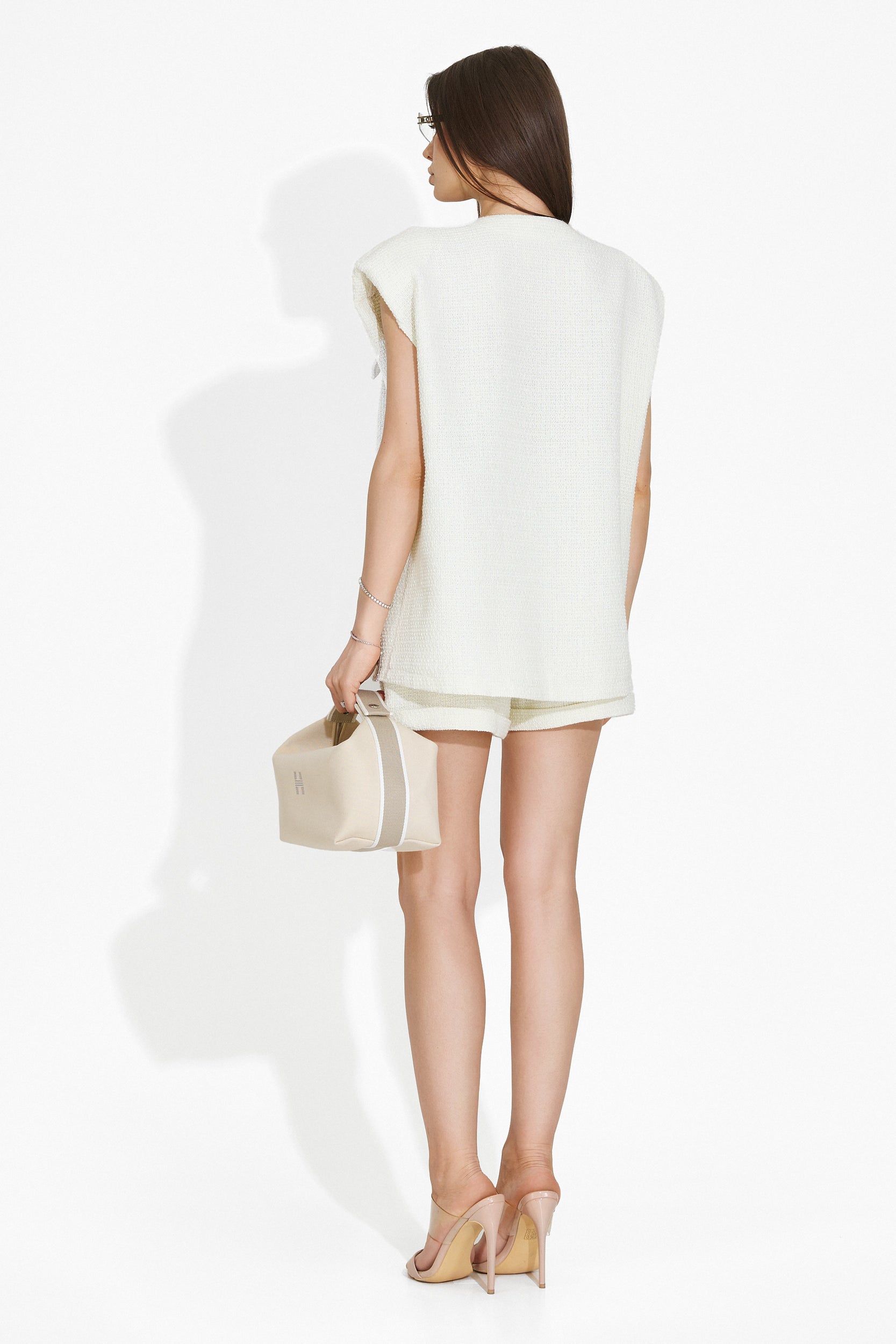 Ramonita Bogas bézs nadrágkosztüm