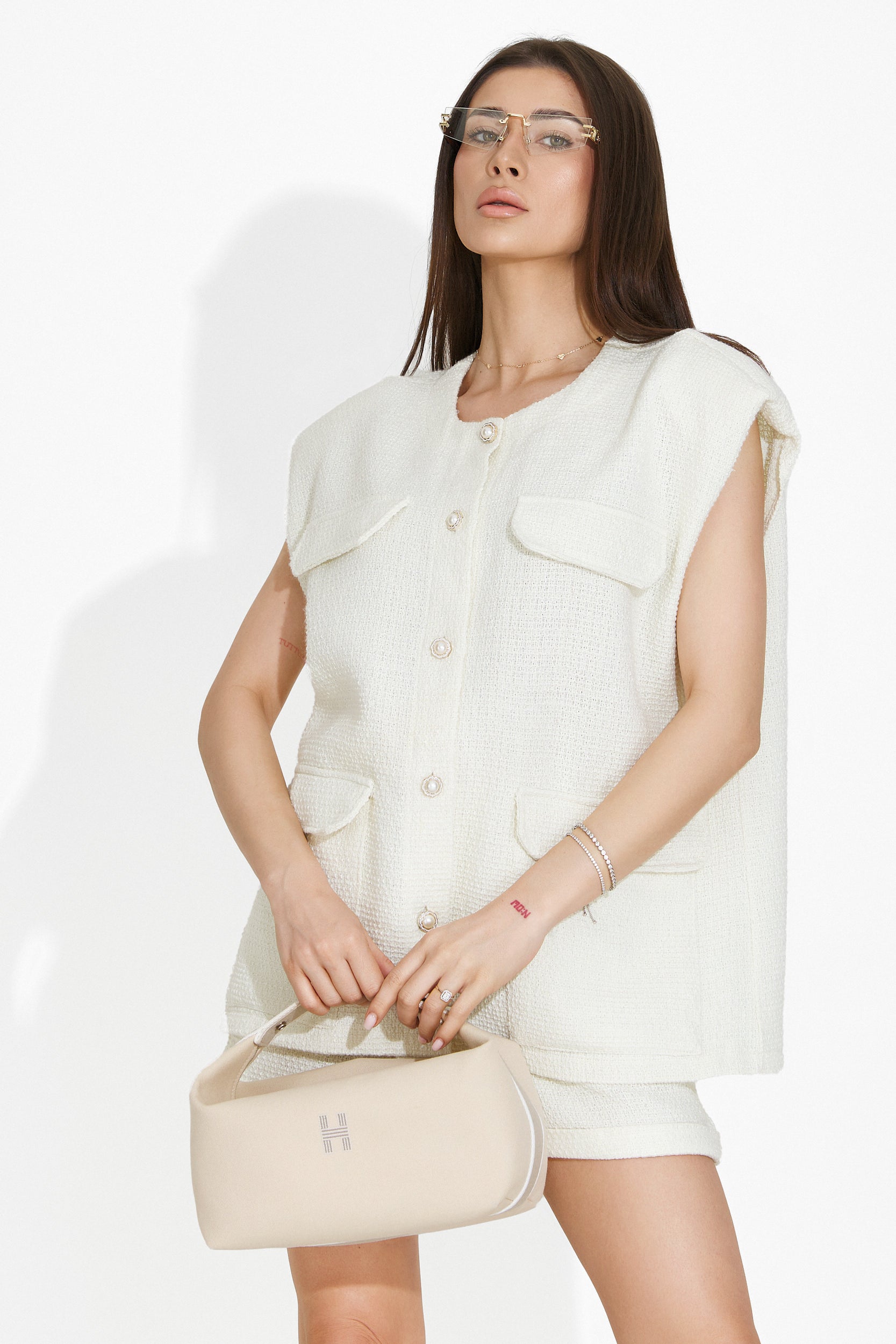 Ramonita Bogas bézs nadrágkosztüm