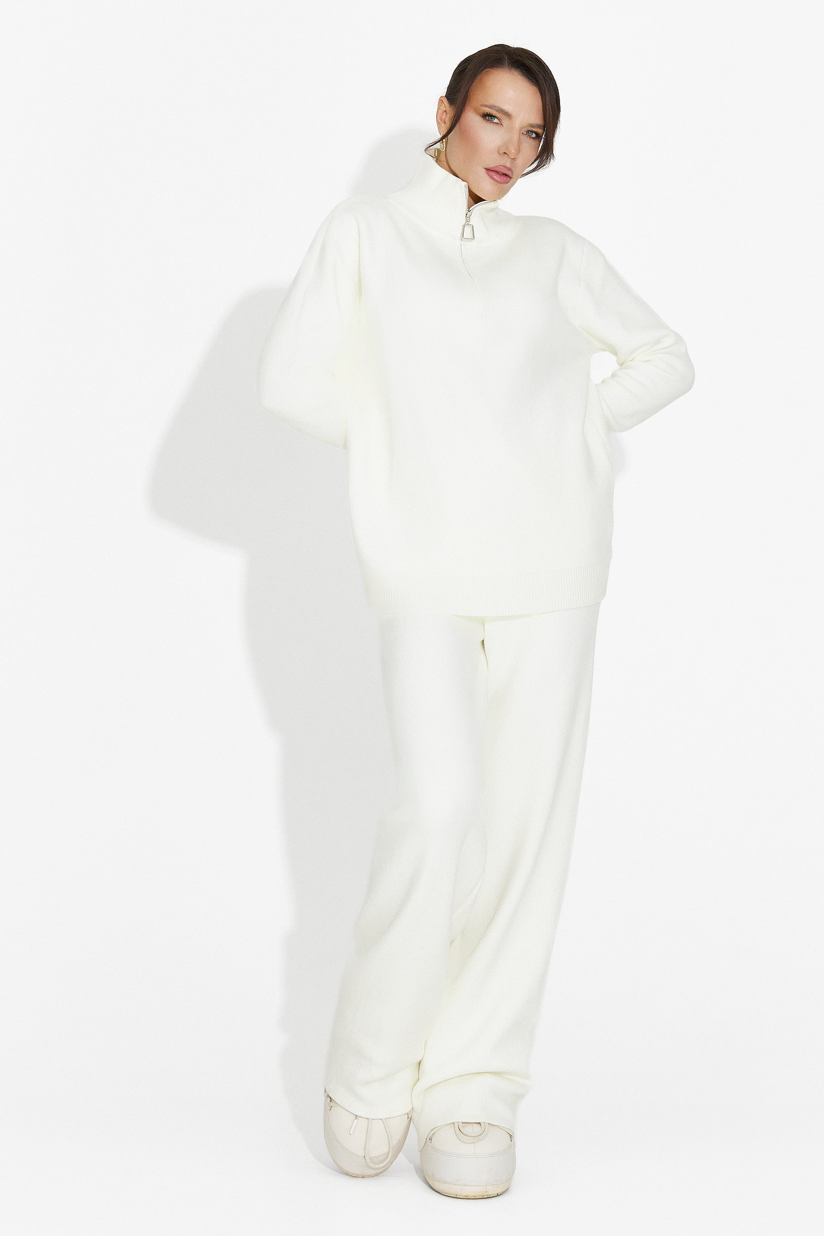 Krém színű nadrágkosztüm Lebrisa Bogas