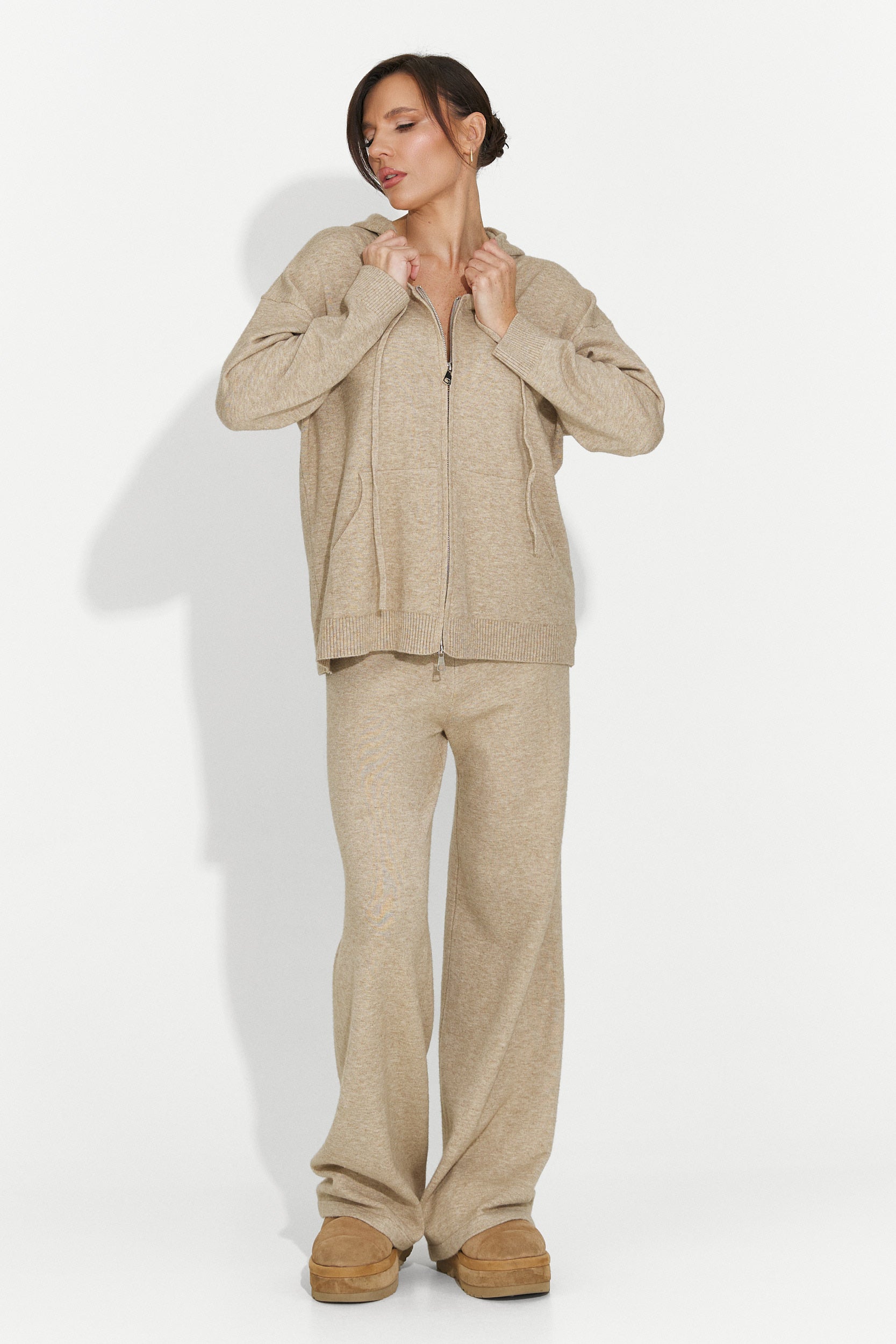 Női alkalmi bézs szett Adania Bogas