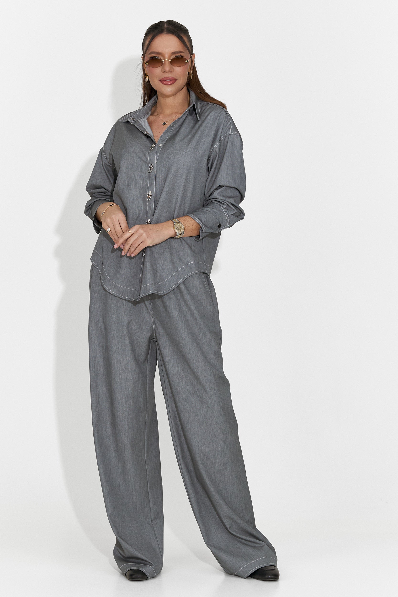 Női szürke hétköznapi öltözet Elisio Bogas