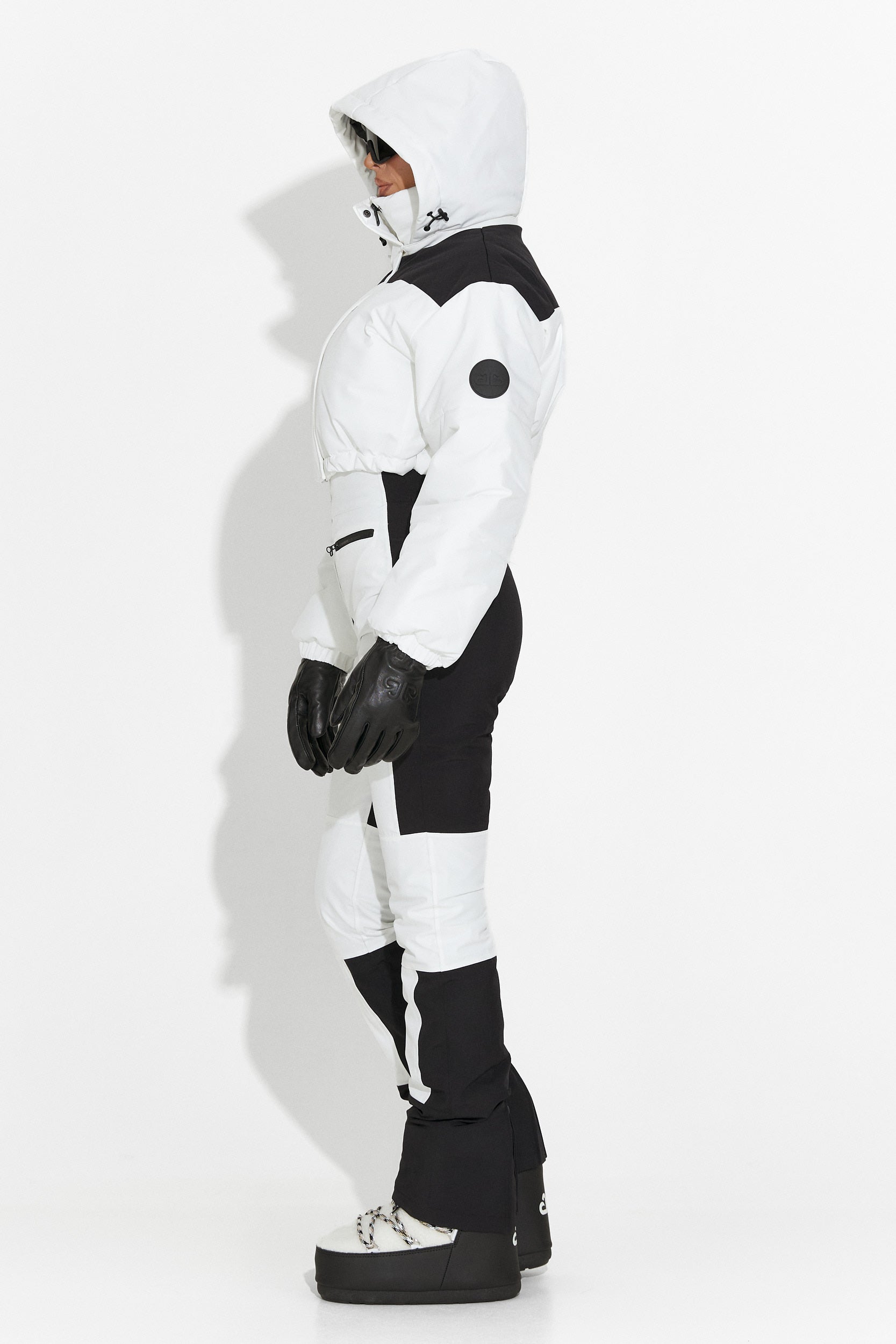 Laza fehér síruha Camelay Bogas-tól