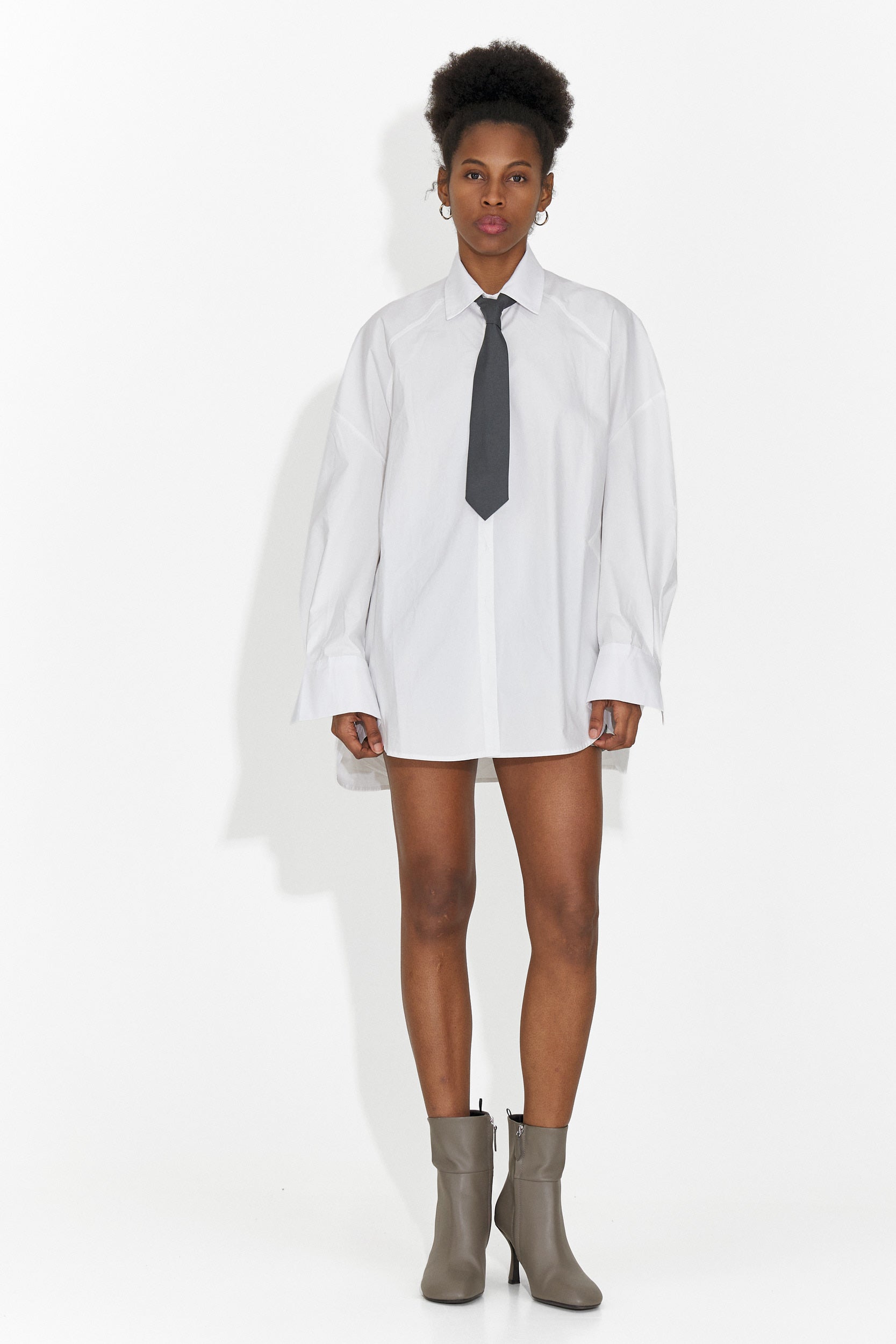 Szürke női nyakkendő Sindia Bogas