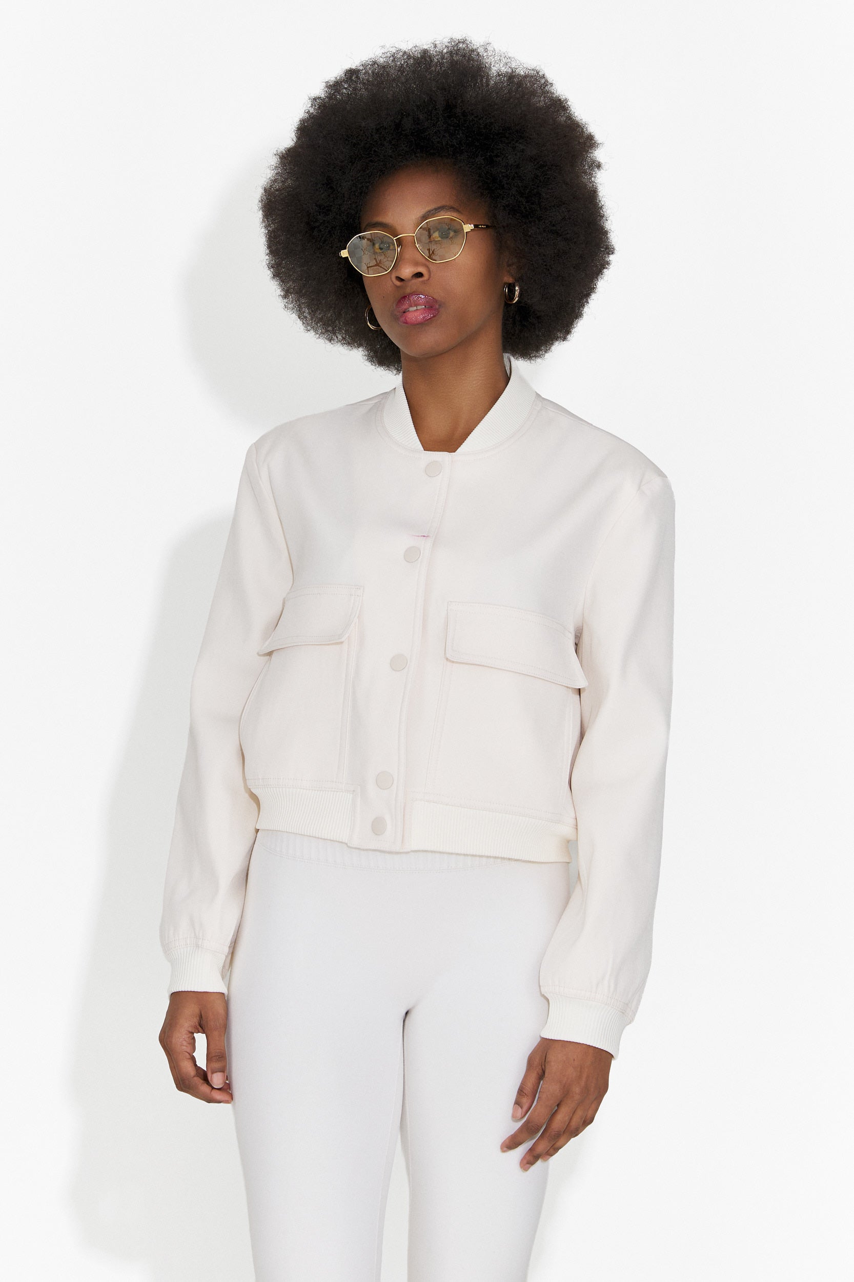 Női alkalmi krémszínű dzseki Cataleia Bogas