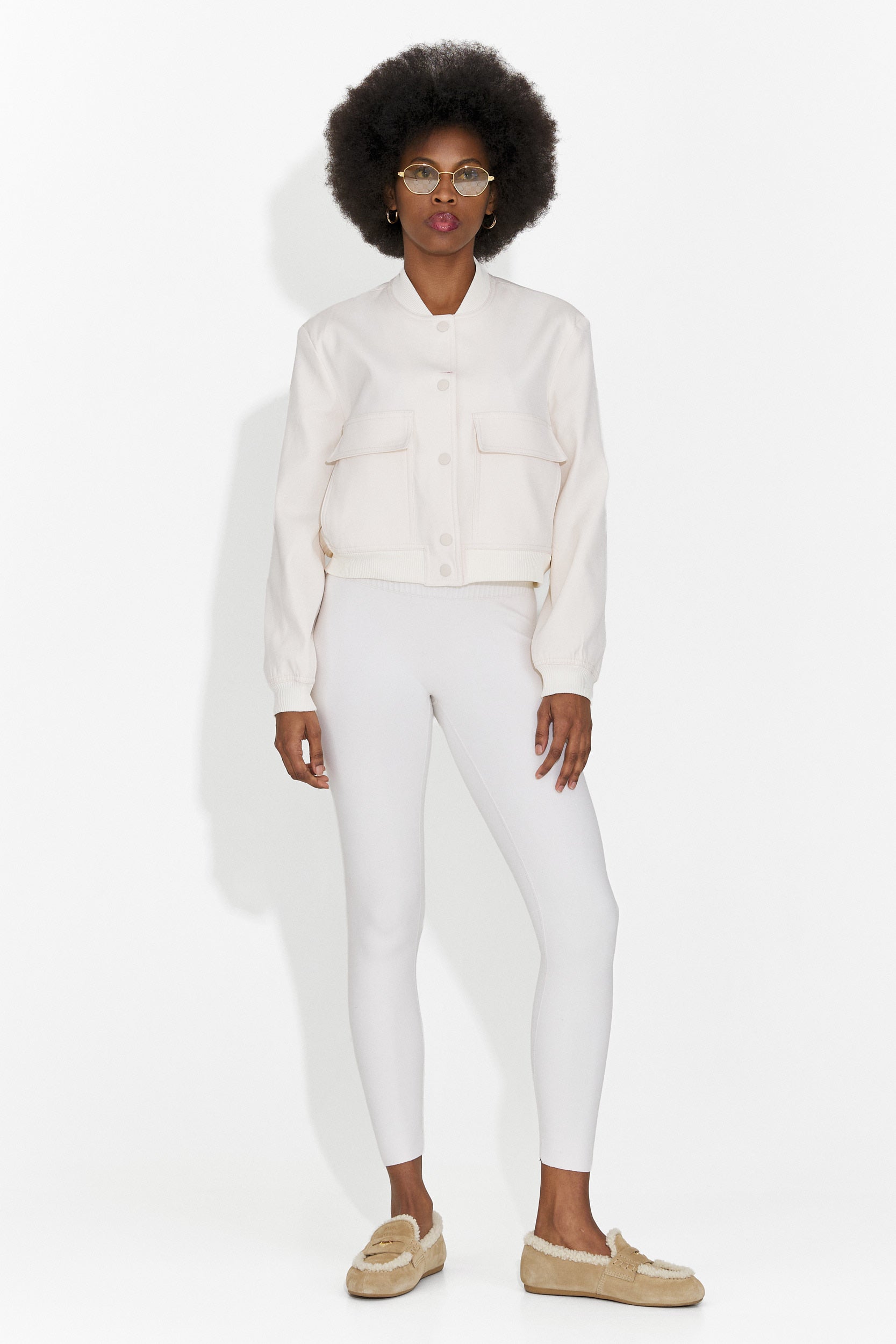 Női alkalmi krémszínű dzseki Cataleia Bogas