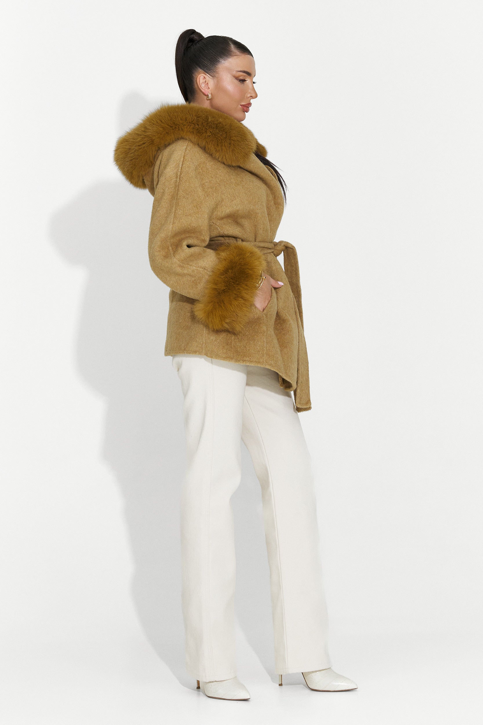 Elegáns női kabát barna Betina Bogas