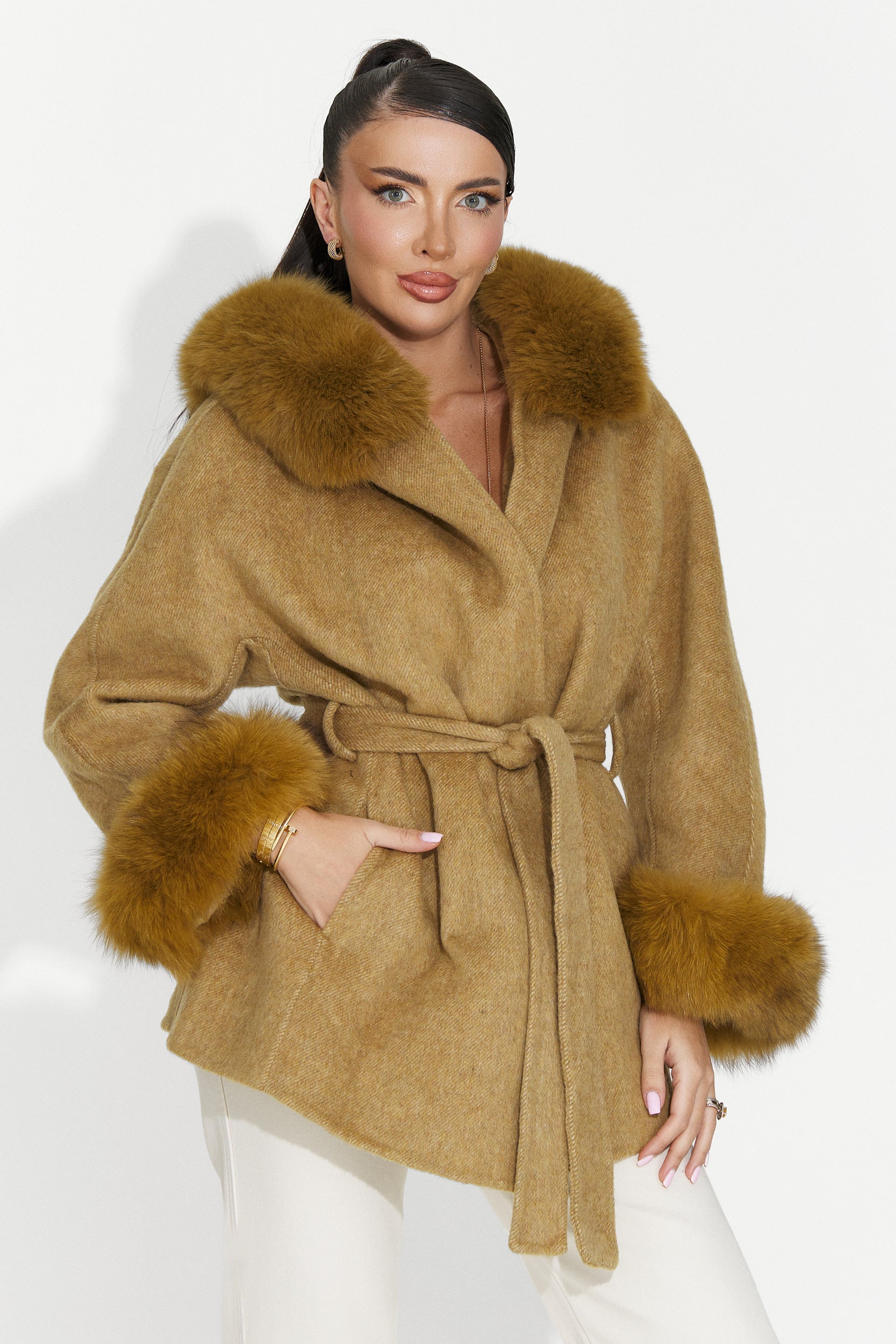 Elegáns női kabát barna Betina Bogas