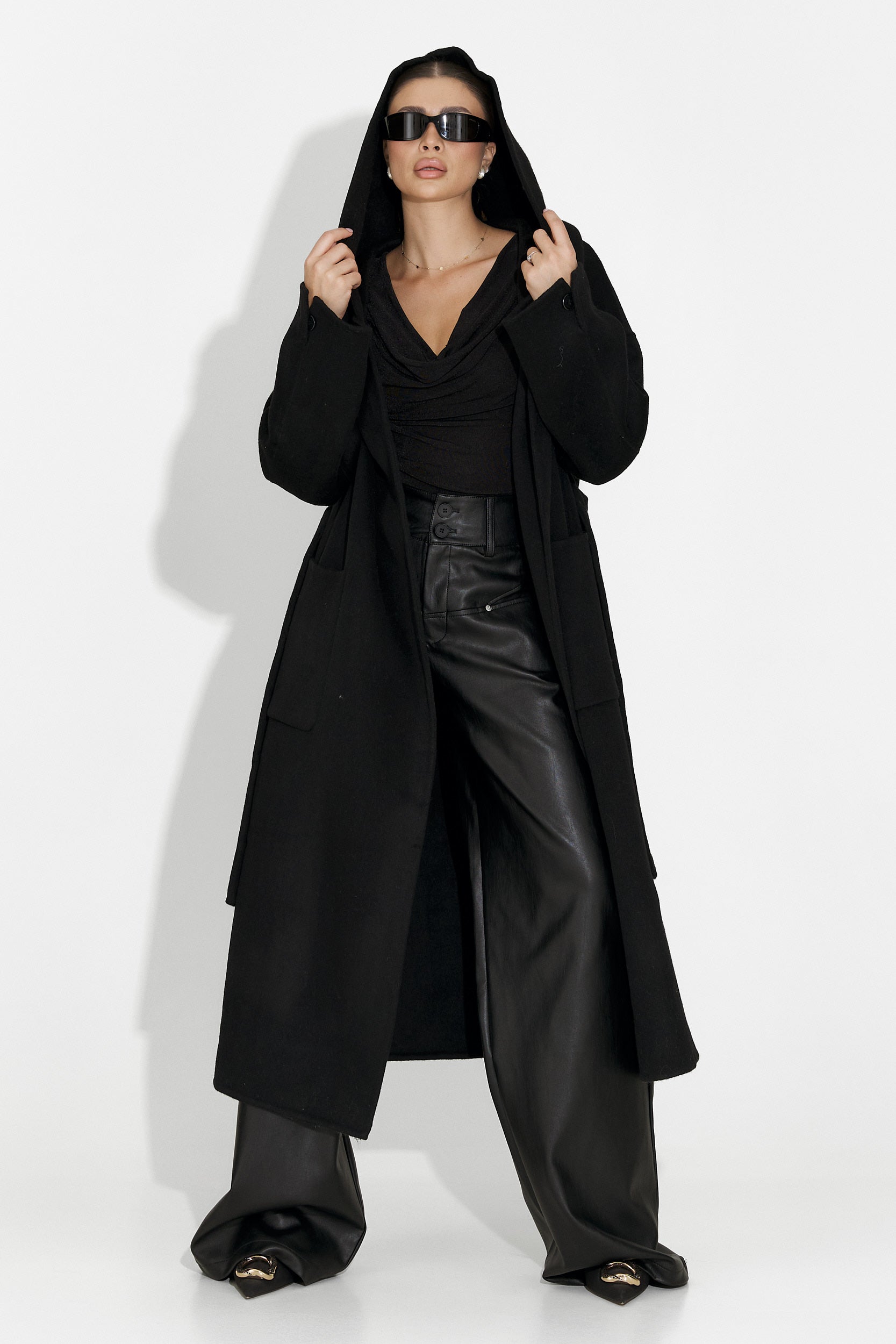 Elegáns fekete női kabát Carivana Bogas