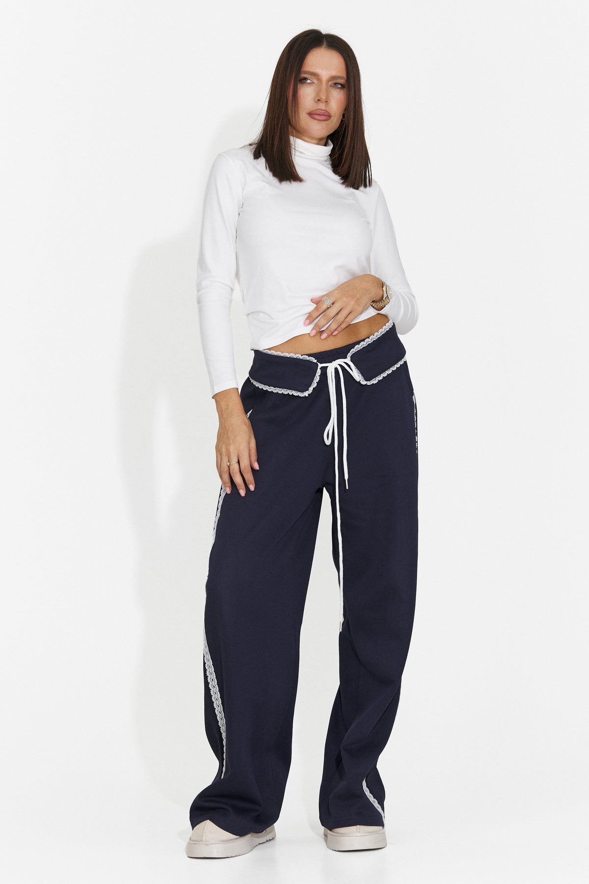 Pantaloni casual bleu Nulenoa Bogas