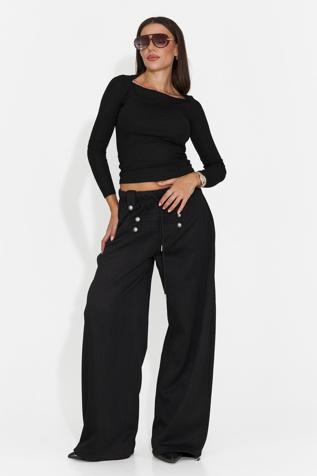 Pantaloni casual negri Valadzora Bogas