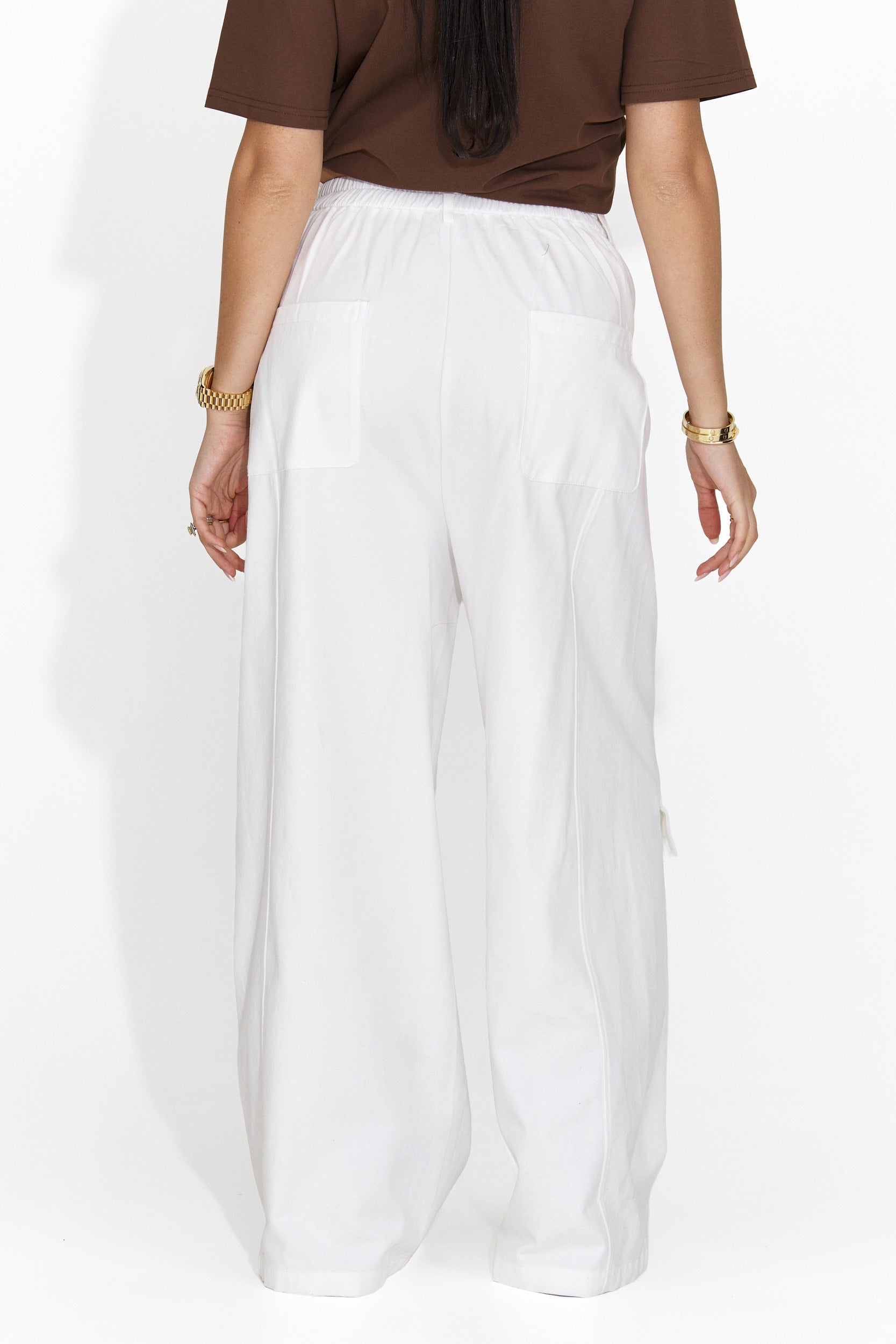 Nederia Bogas laza fehér női nadrág