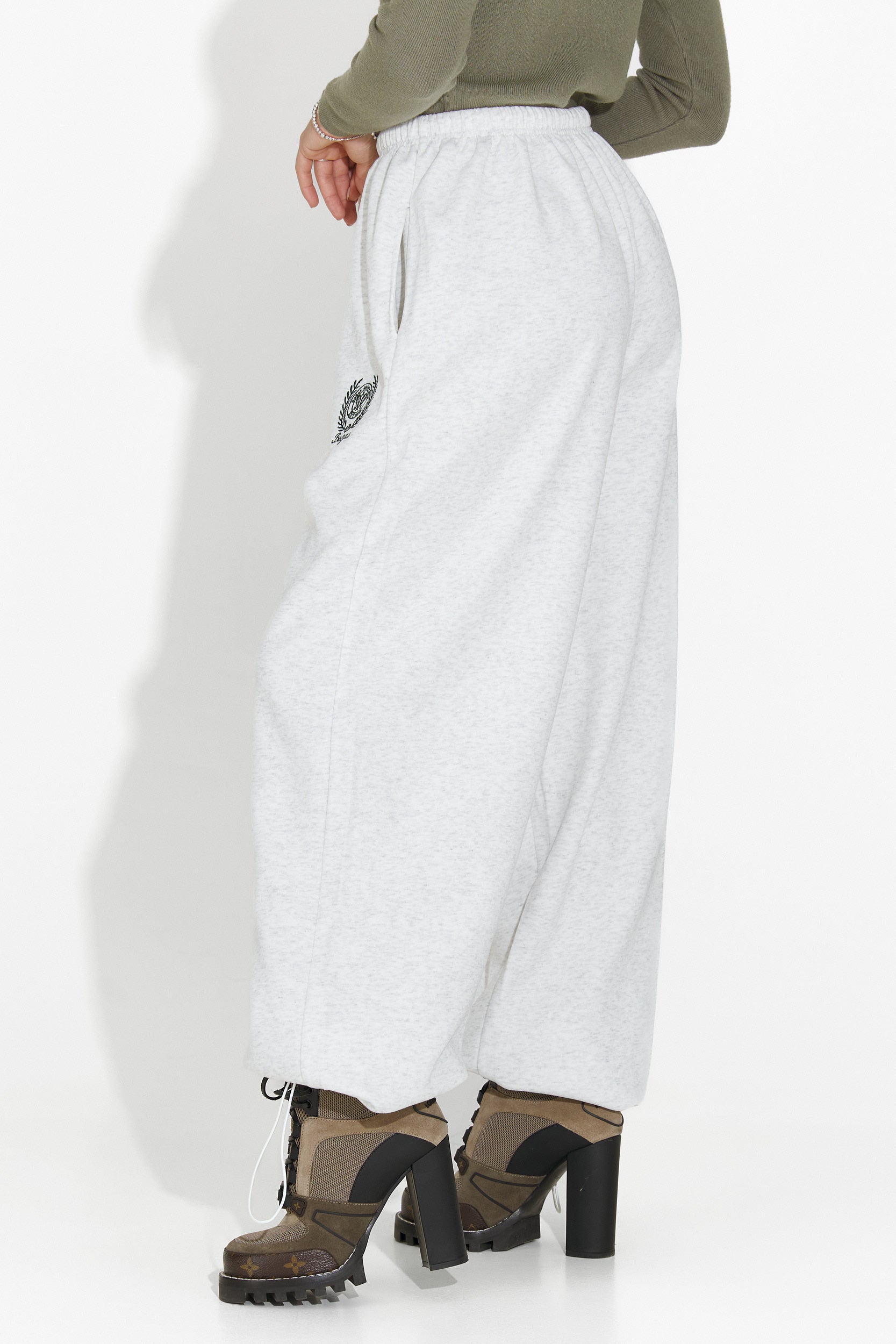 Novirene Bogas Hétköznapi Szürke Női Nadrág