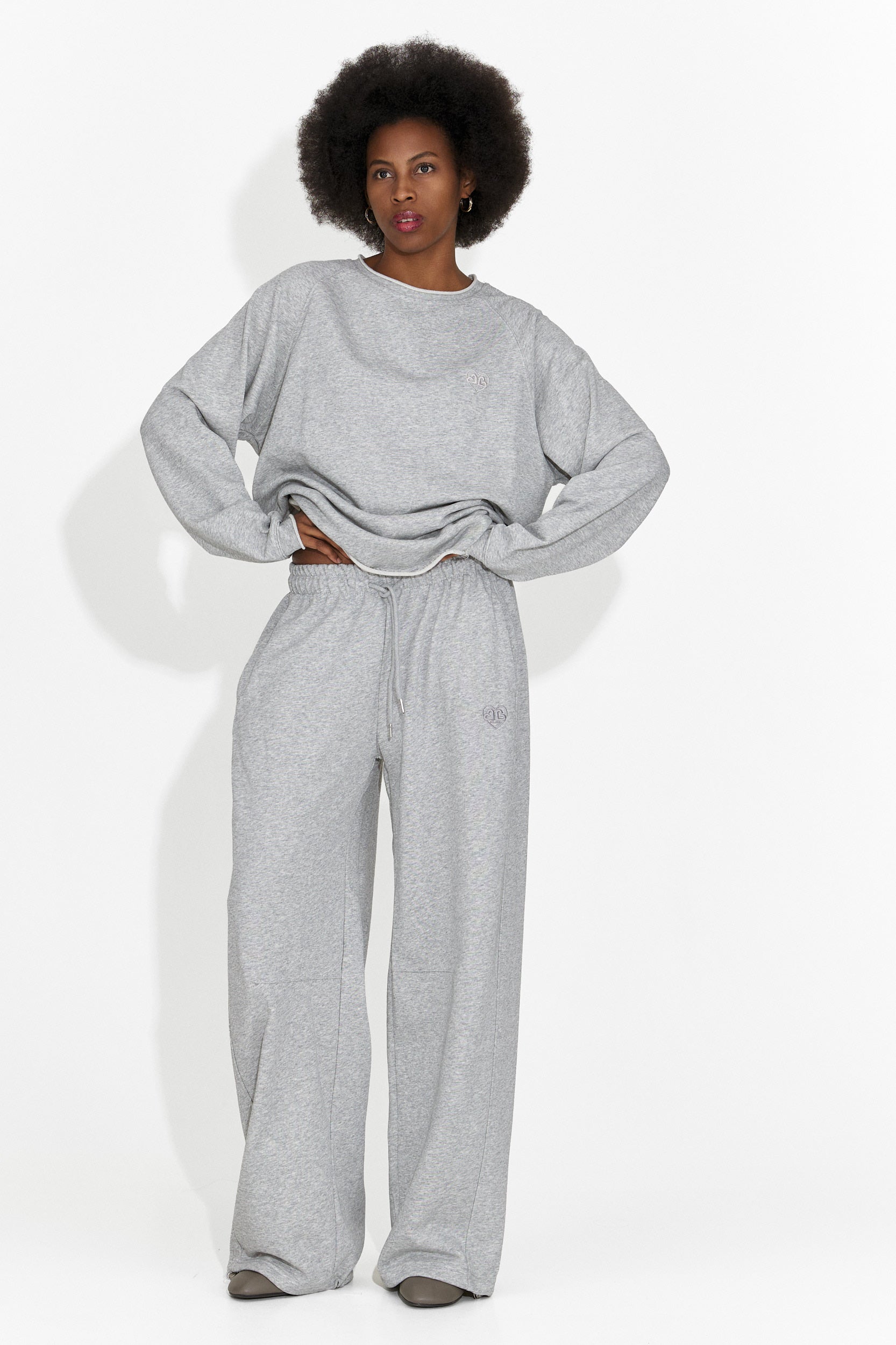 Szürke női hétköznapi nadrág Romela Bogas