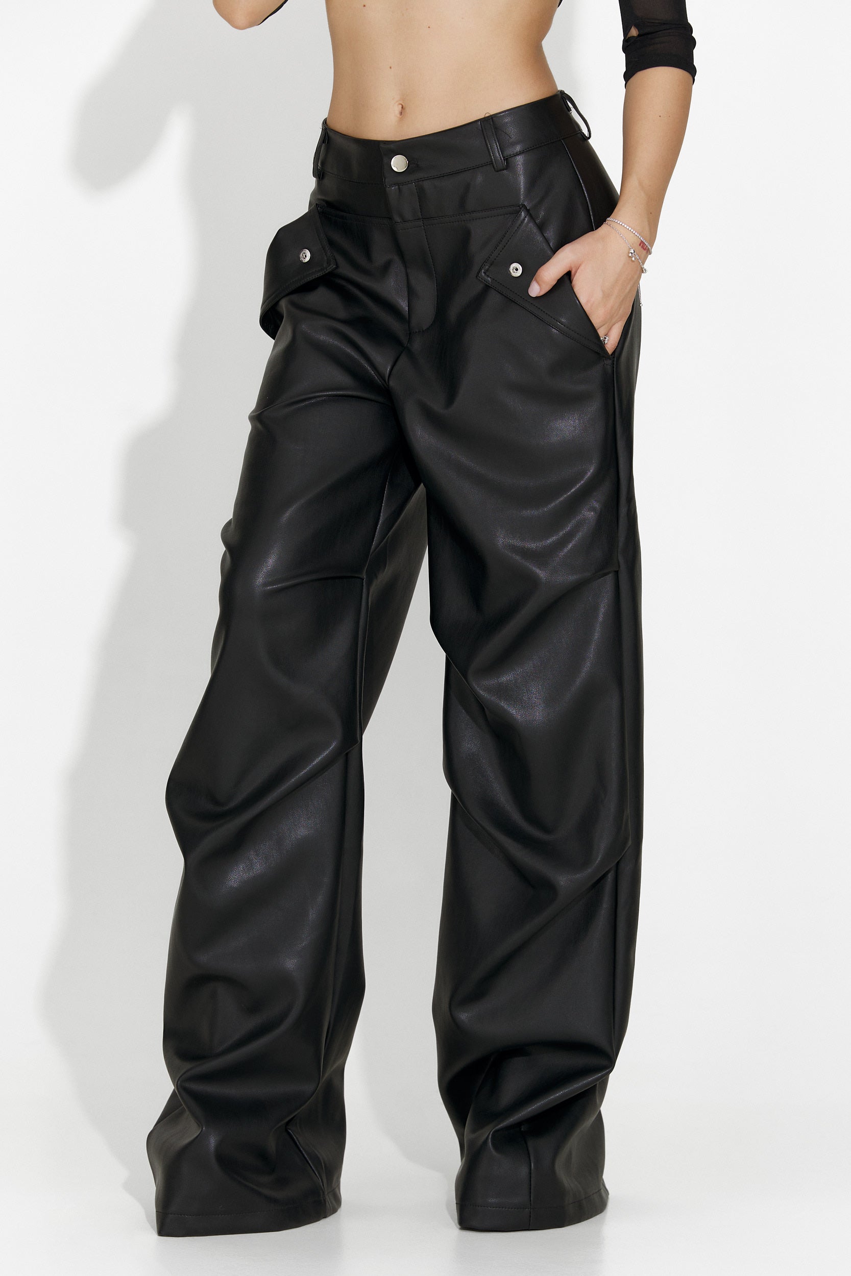 Savelis Bogas Hétköznapi Fekete Női Nadrág