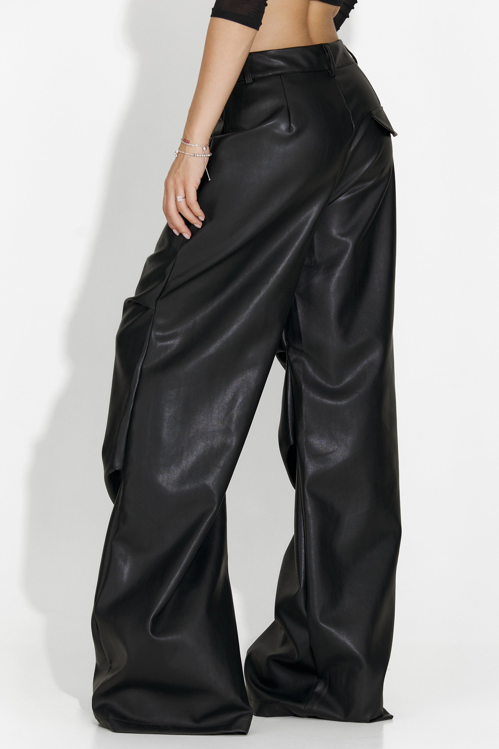 Savelis Bogas Hétköznapi Fekete Női Nadrág