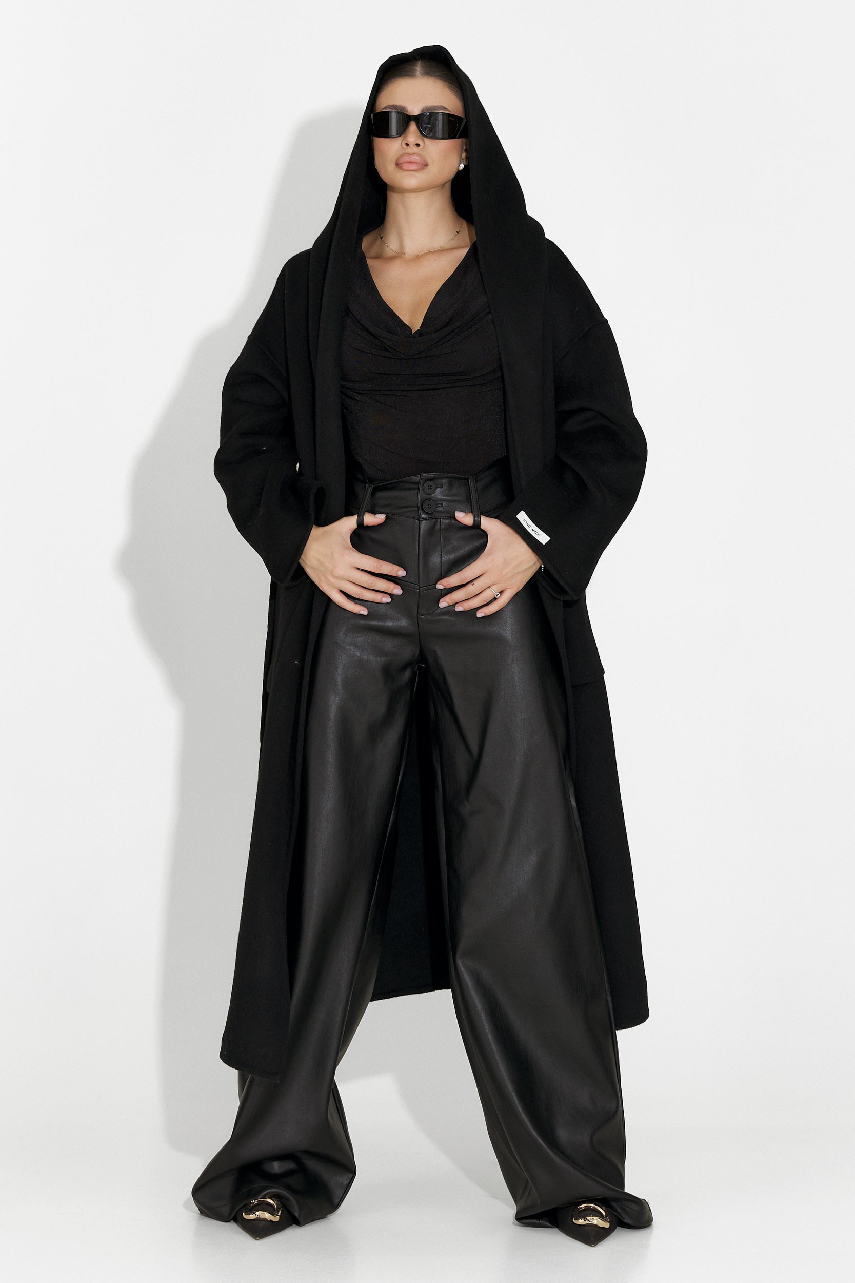 Elegáns fekete nadrág nőknek a Clorina Bogas-tól