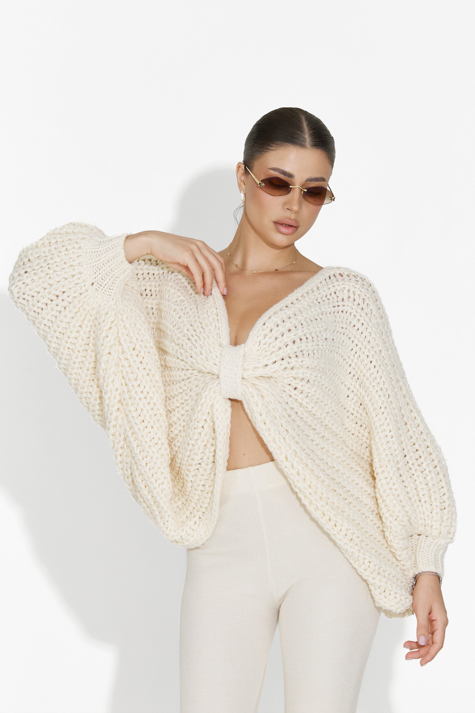 Laza bézs női pulóver Raviana Bogas