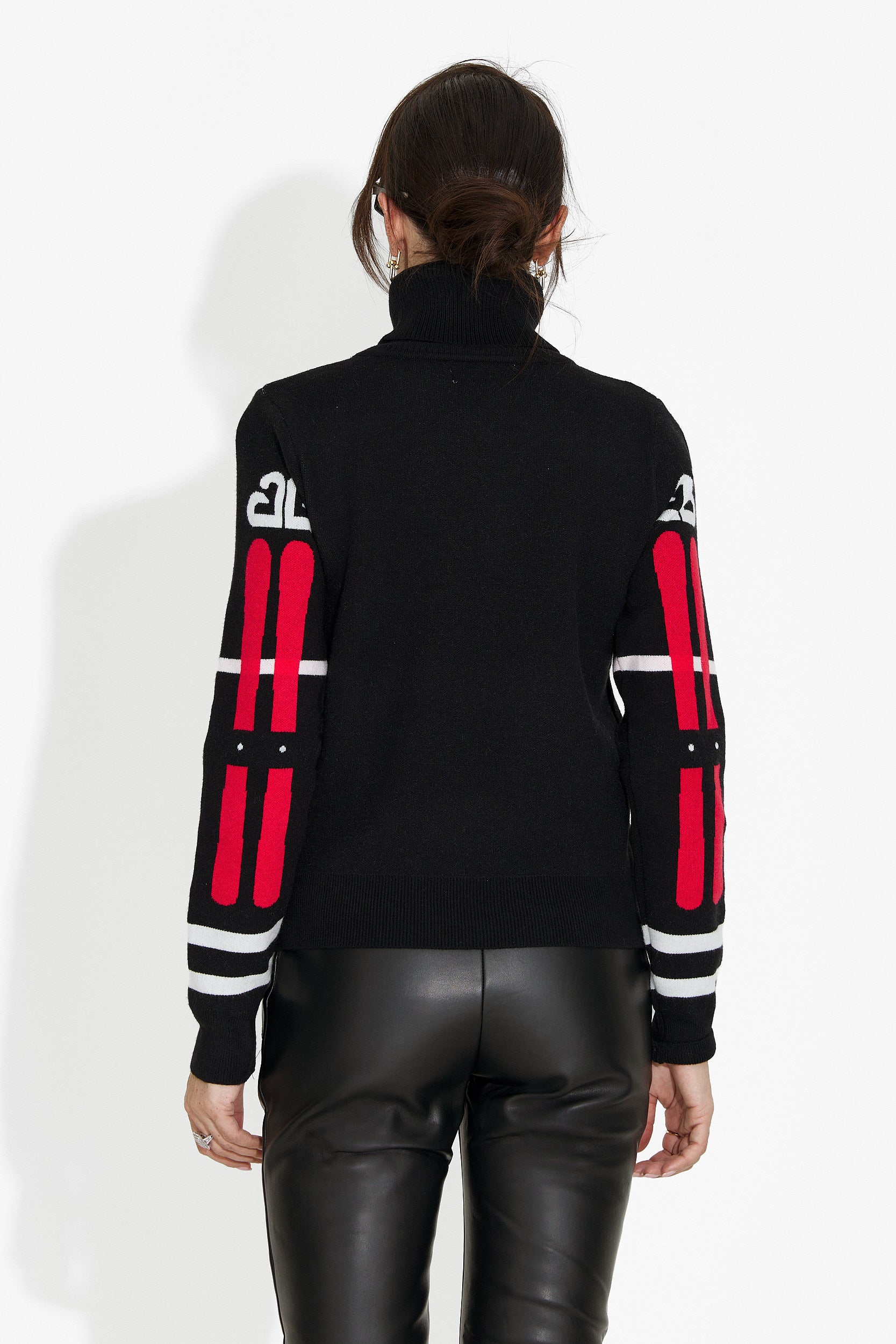 Nesia Bogas fekete női alkalmi pulóver