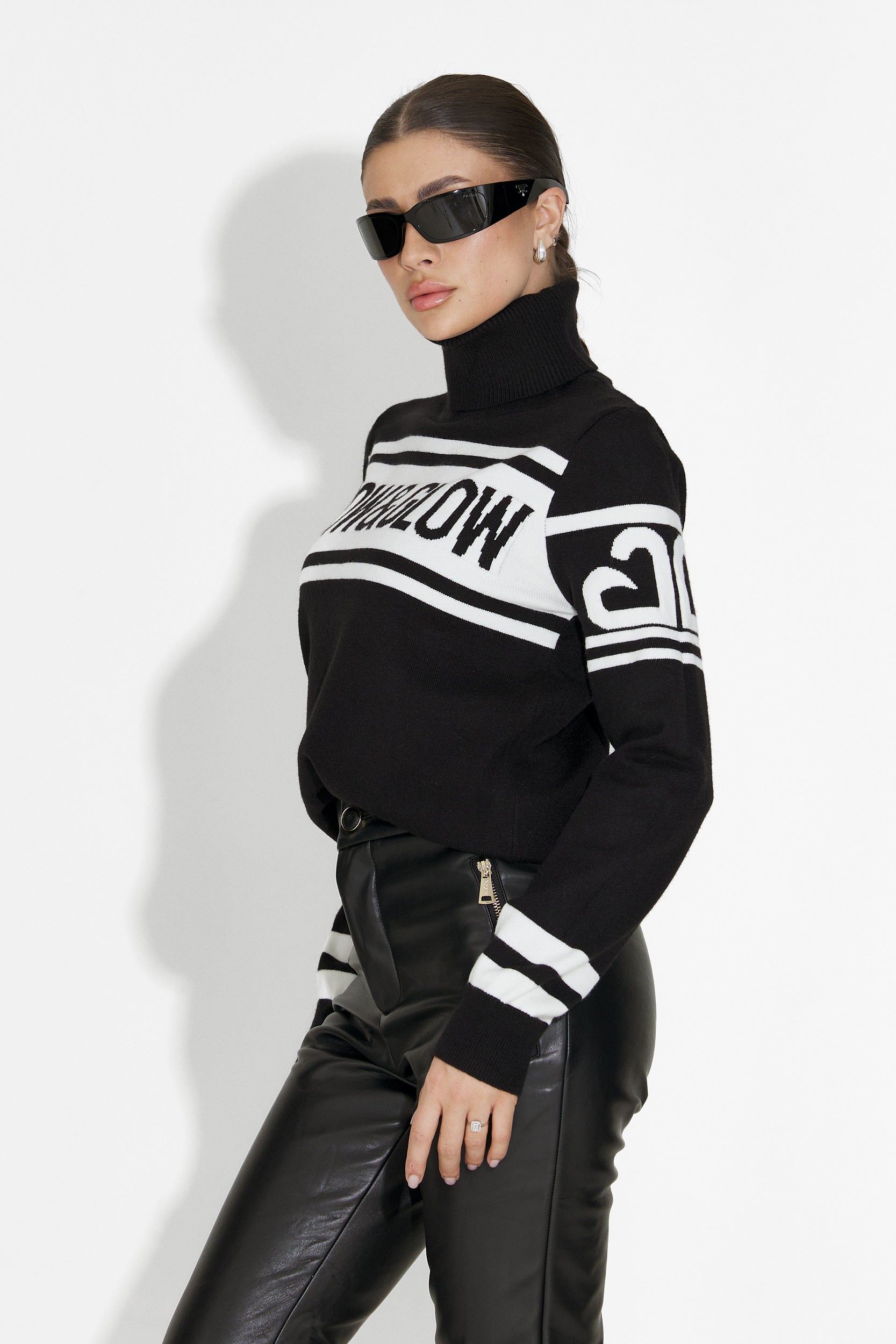 Clyra Bogas Fekete Sí Pulóver Nőknek