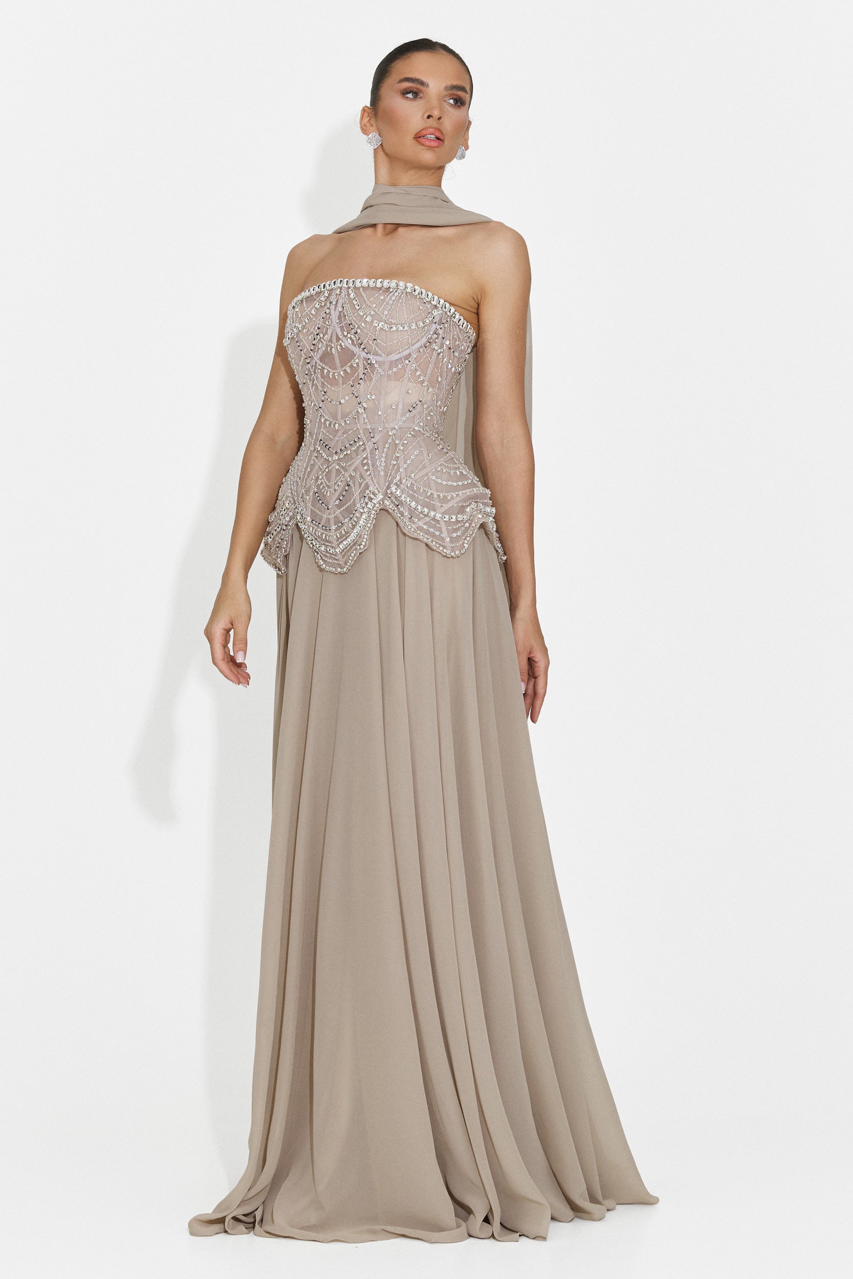 Rochie dama lunga bej Jutta Bogas