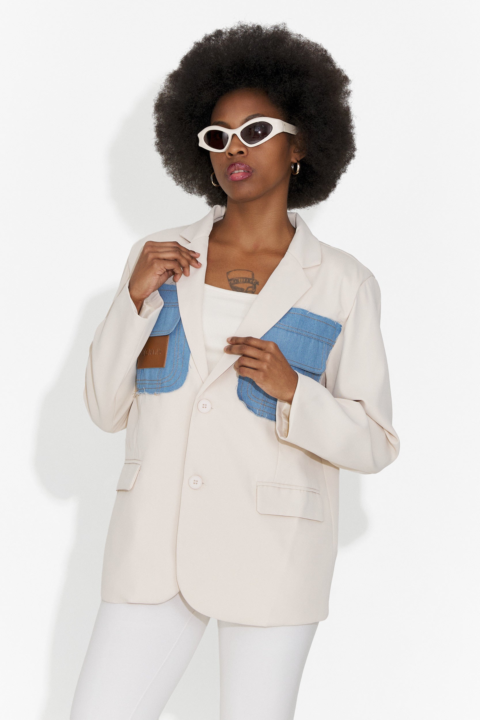 Elegáns női krémszínű zakó Graziela Bogas