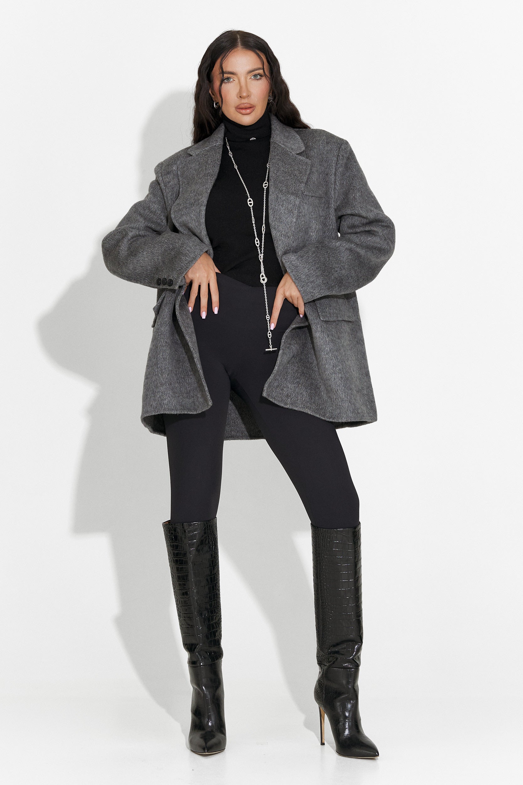 Elegáns női szürke zakó Kalindra Bogas