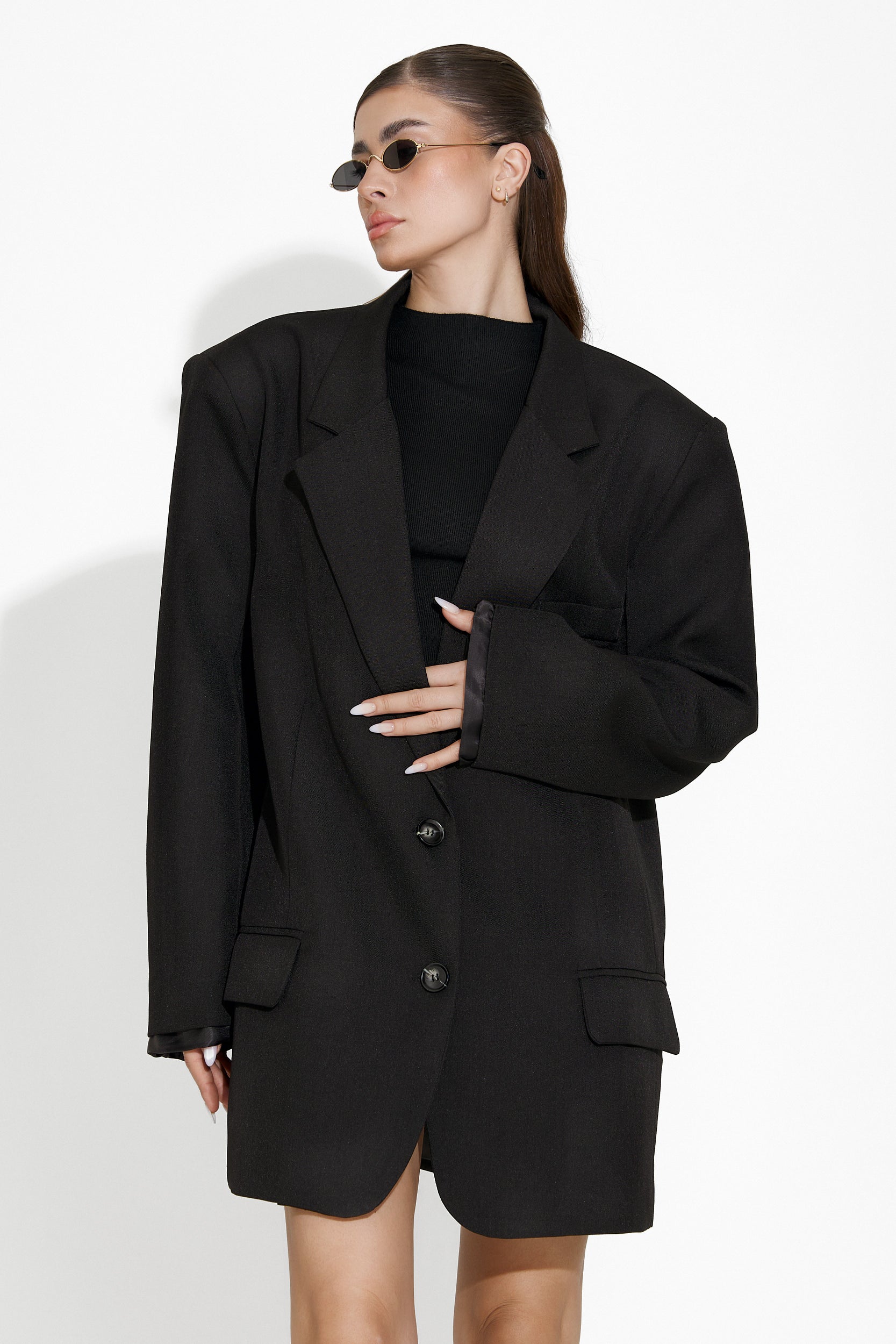 Elegáns fekete női blézer Crila Bogas-tól
