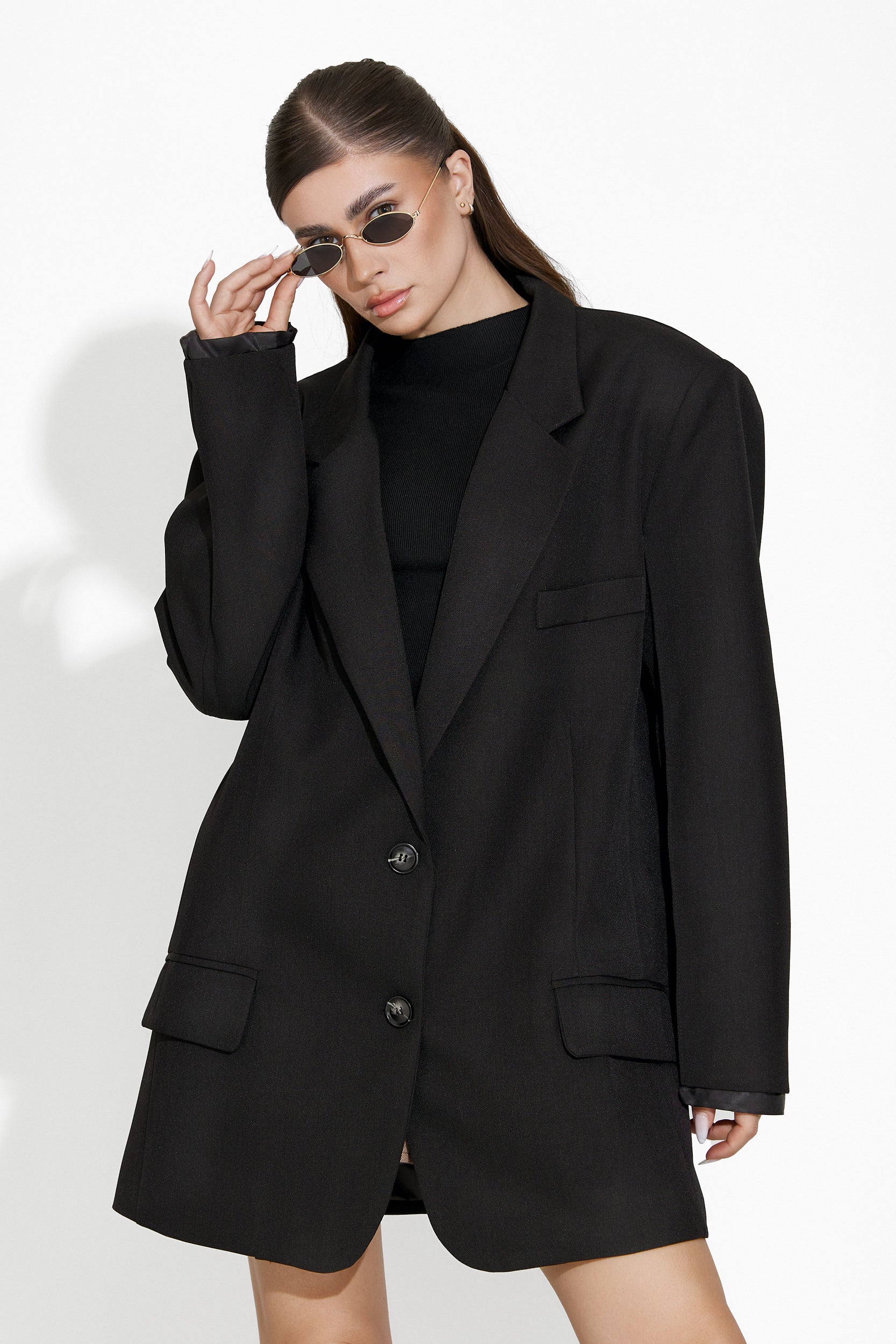 Elegáns fekete női blézer Crila Bogas-tól