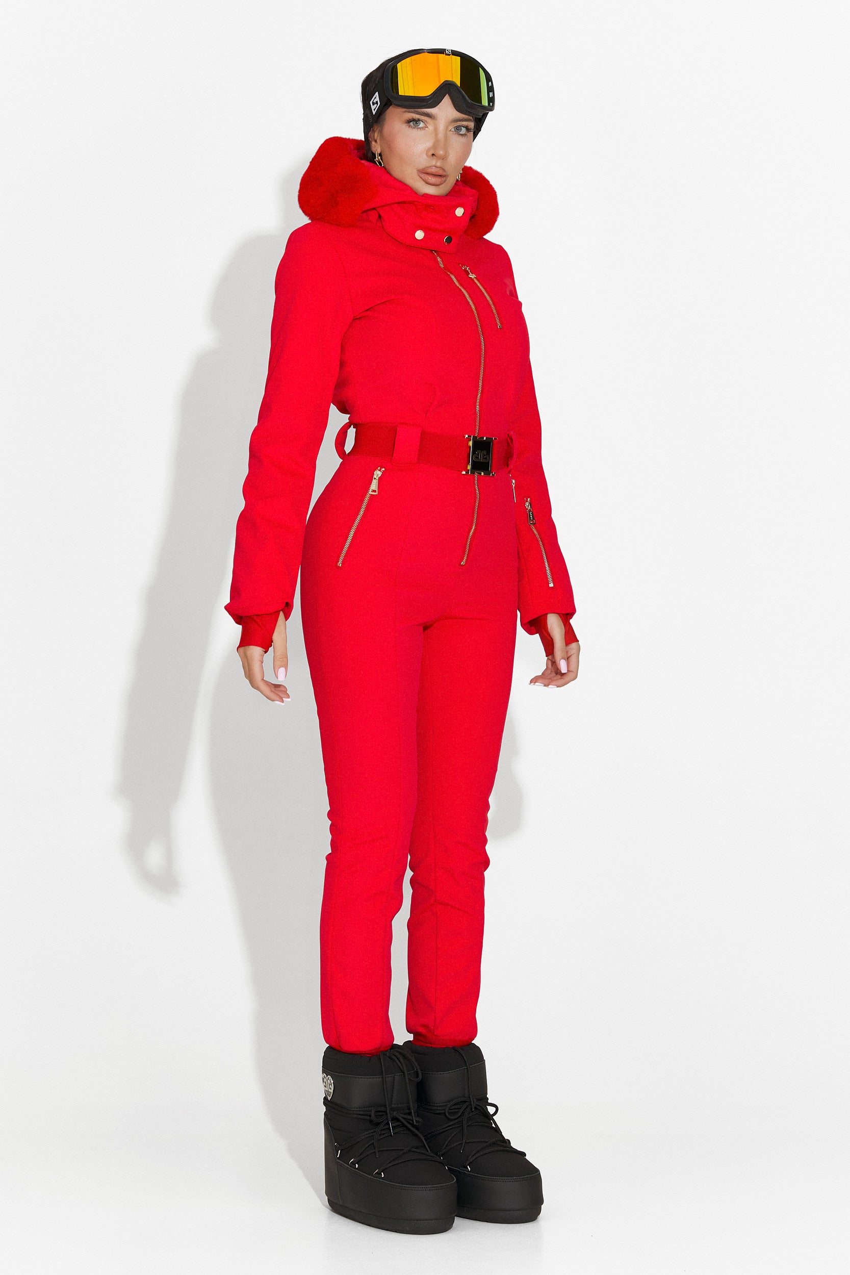 Frosina Bogas Véletlenszerű Piros Síoverál