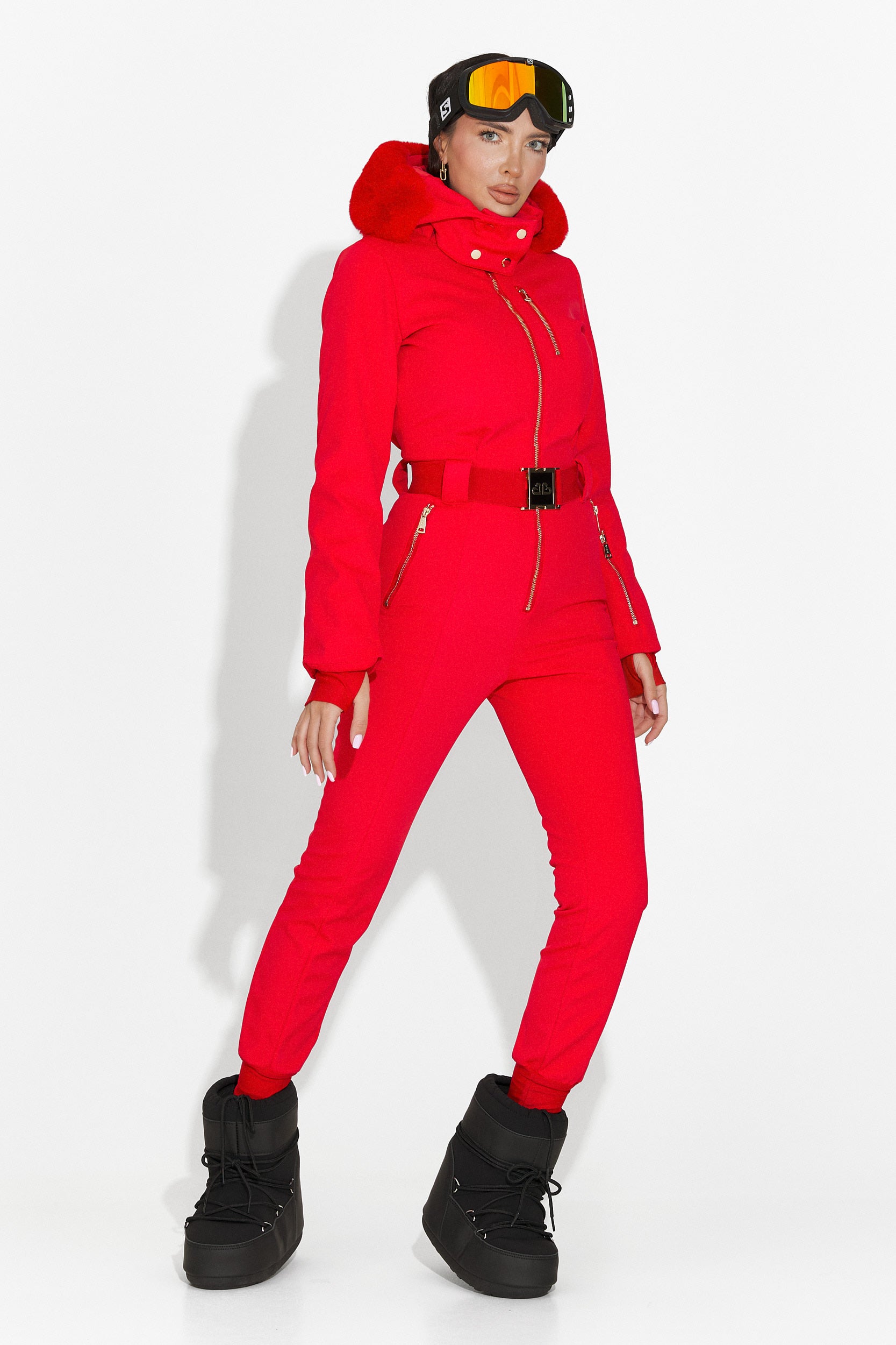 Frosina Bogas Véletlenszerű Piros Síoverál