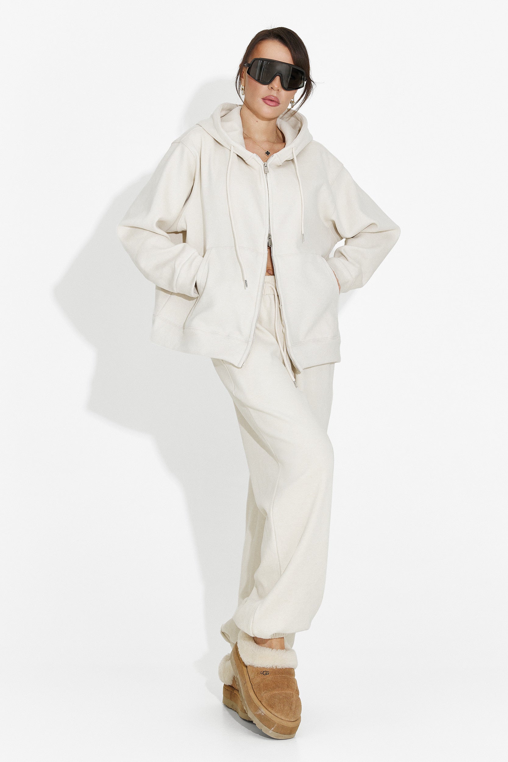 Női alkalmi bézs tréningruha Chester Bogas