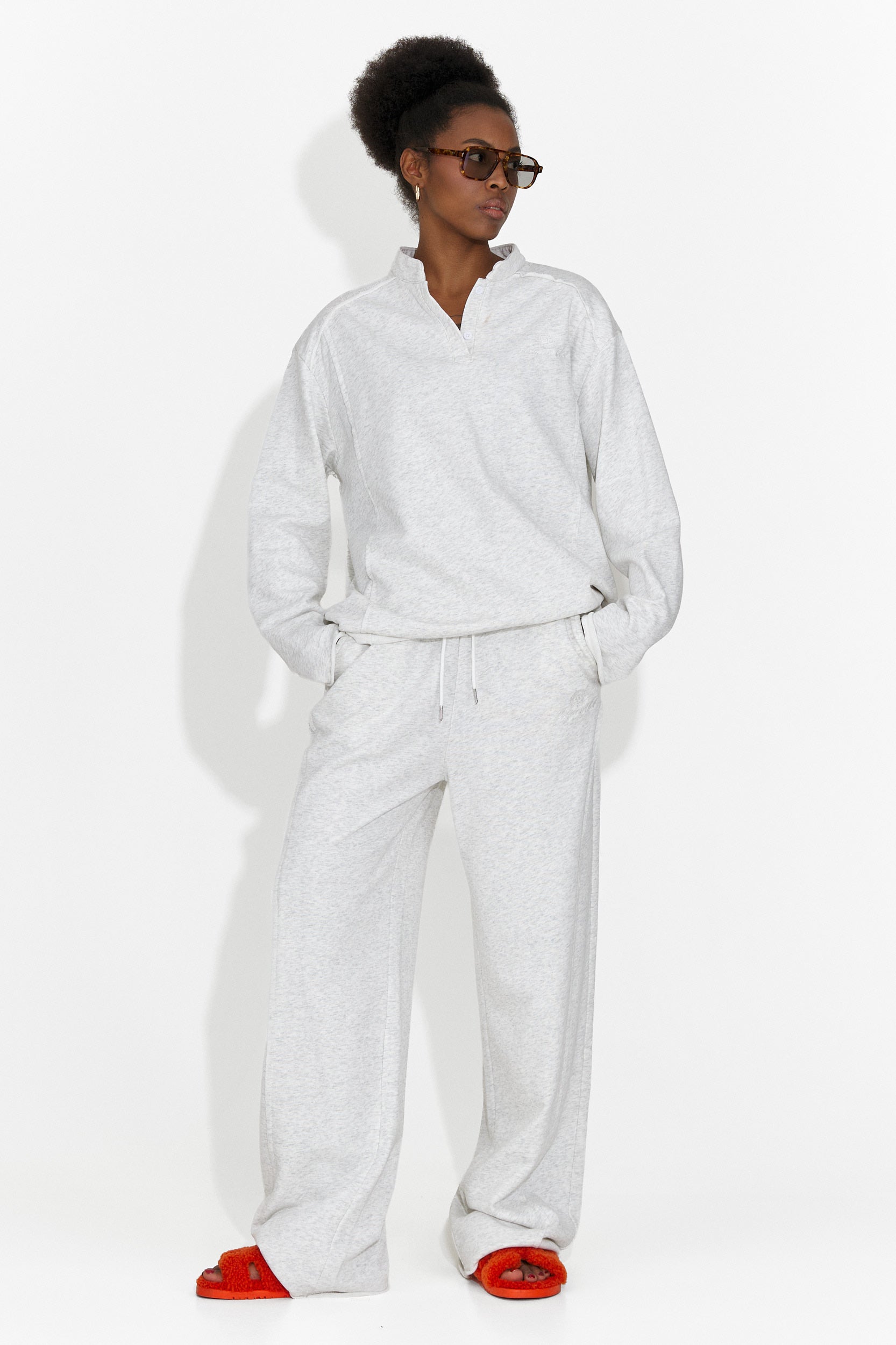 Női szabadidőruha szürke Geomelia Bogas