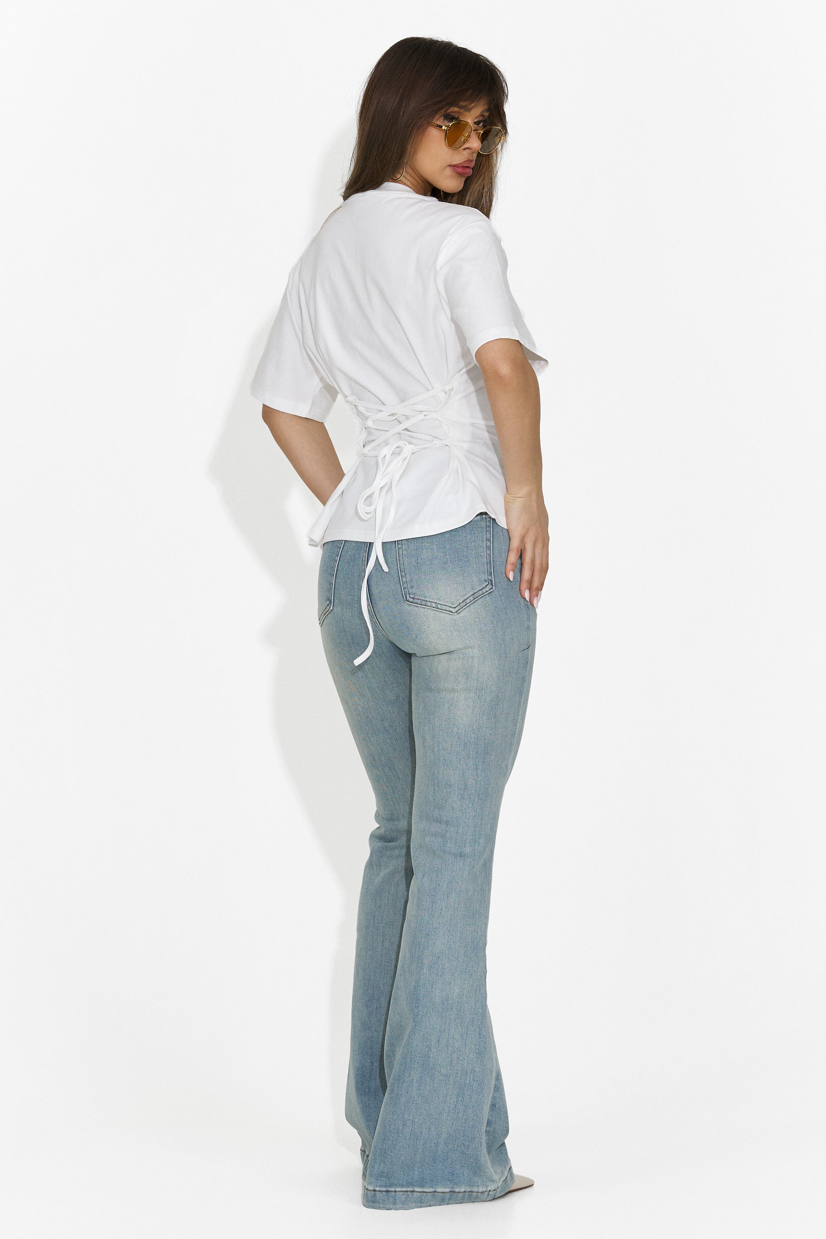 Női fehér hétköznapi póló Latrice Bogas