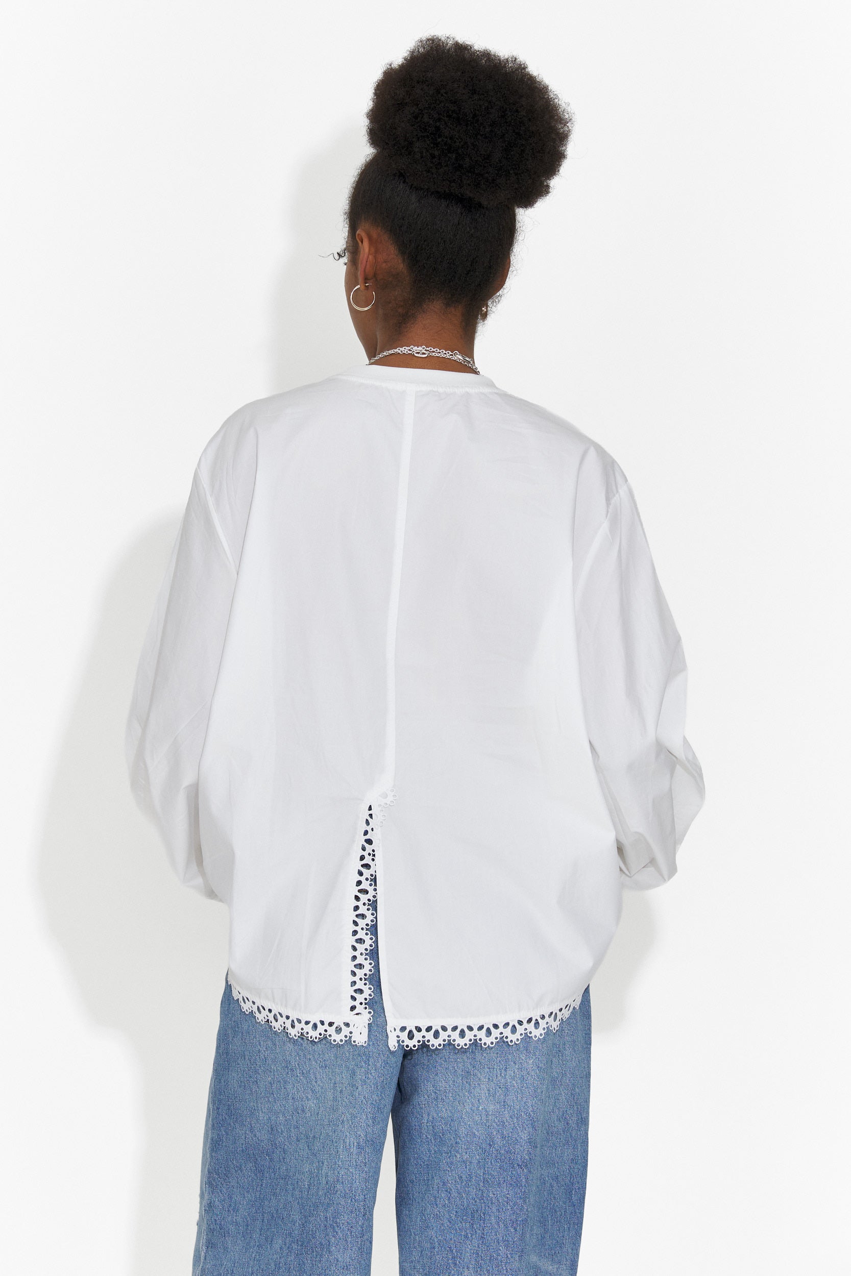 Női fehér, hétköznapi Sheiva Bogas blúz