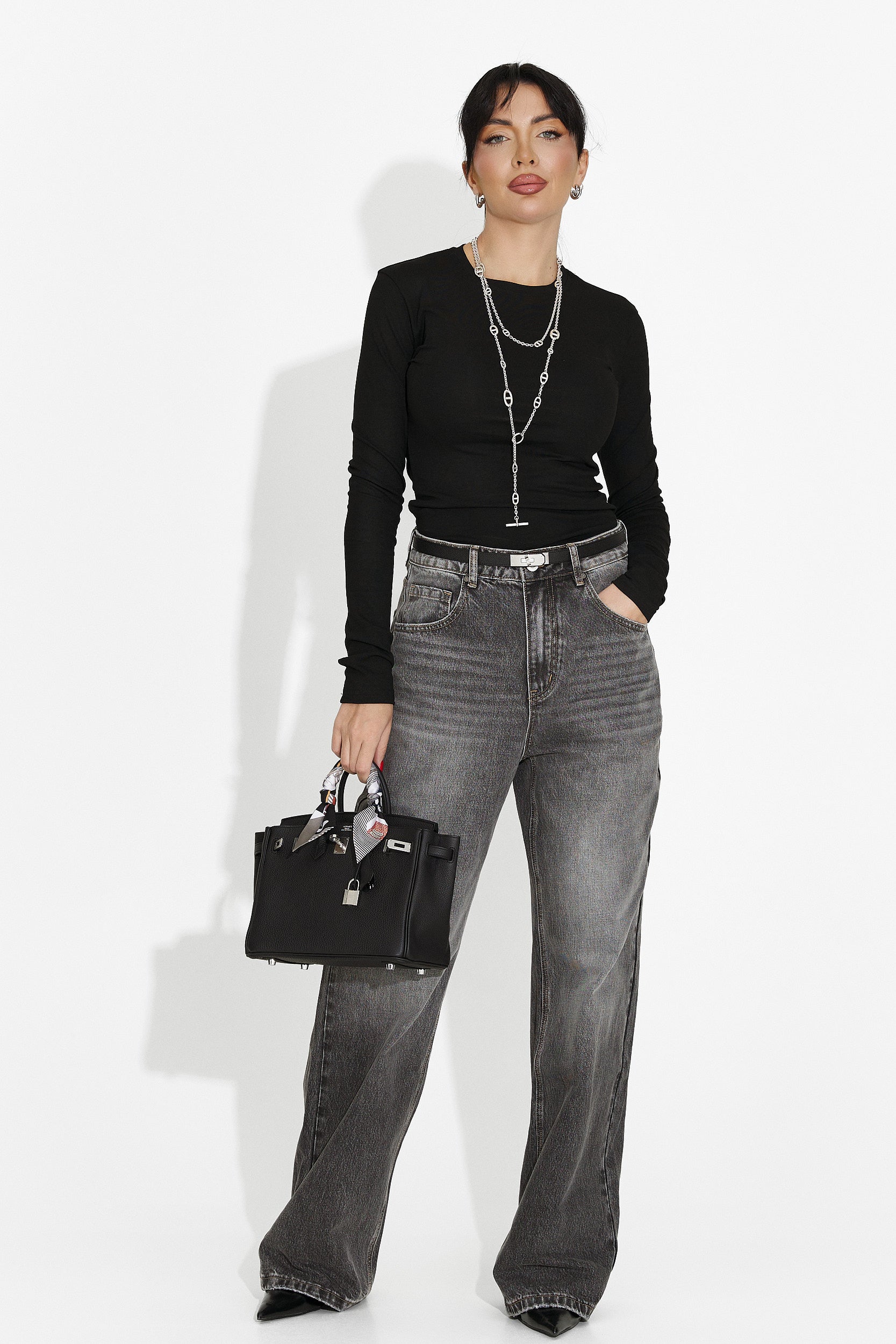 Női fekete alkalmi blúz Kisena bogas