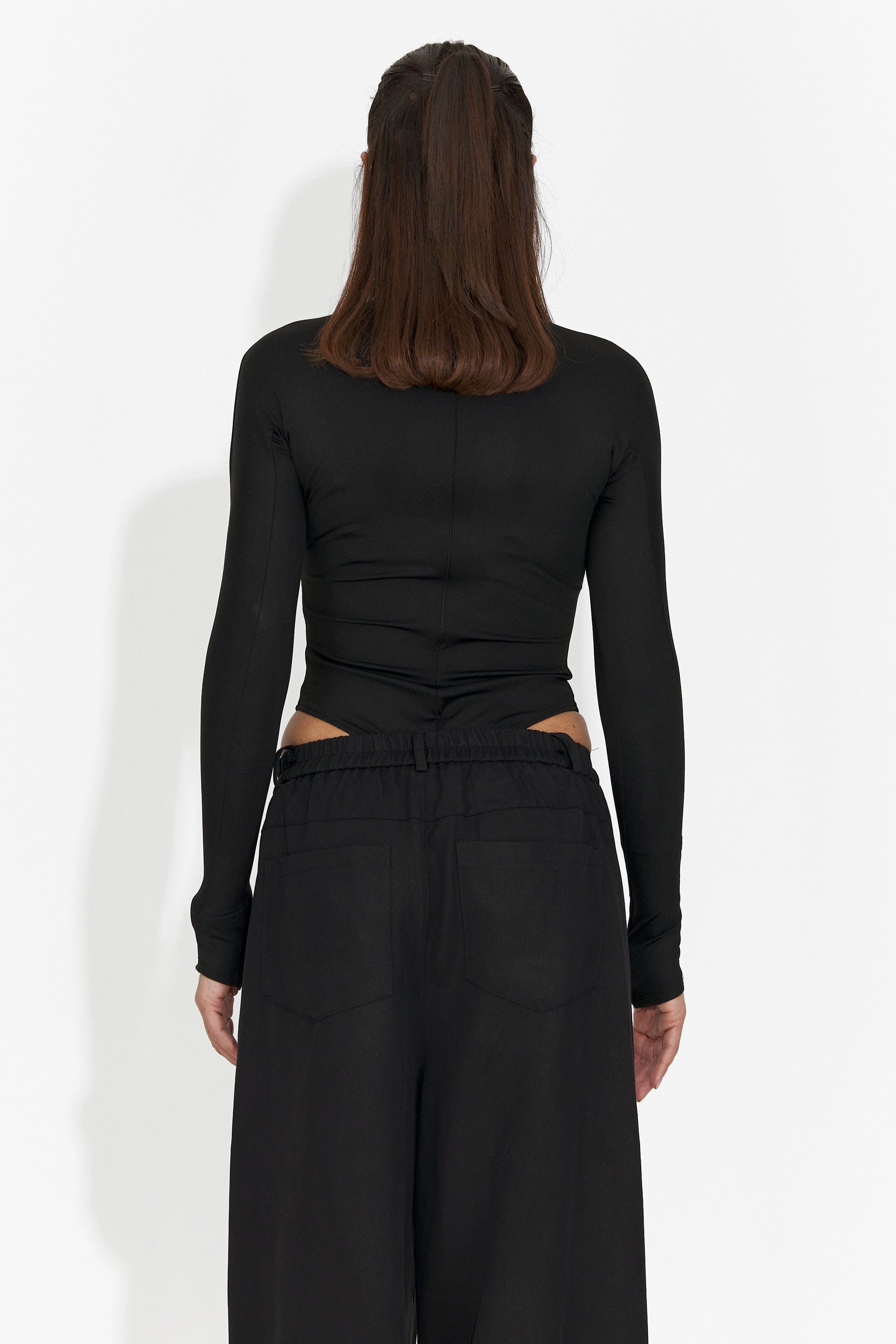 Elegáns fekete női ruha Mioala Bogas