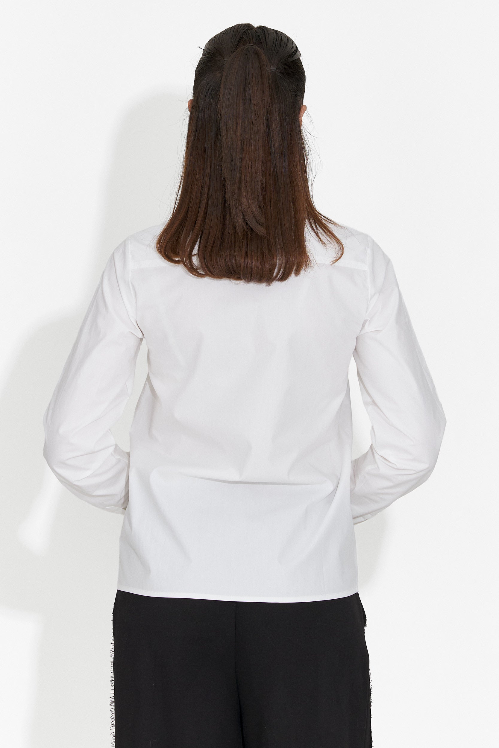 Elegáns fehér női ing Toska Bogas