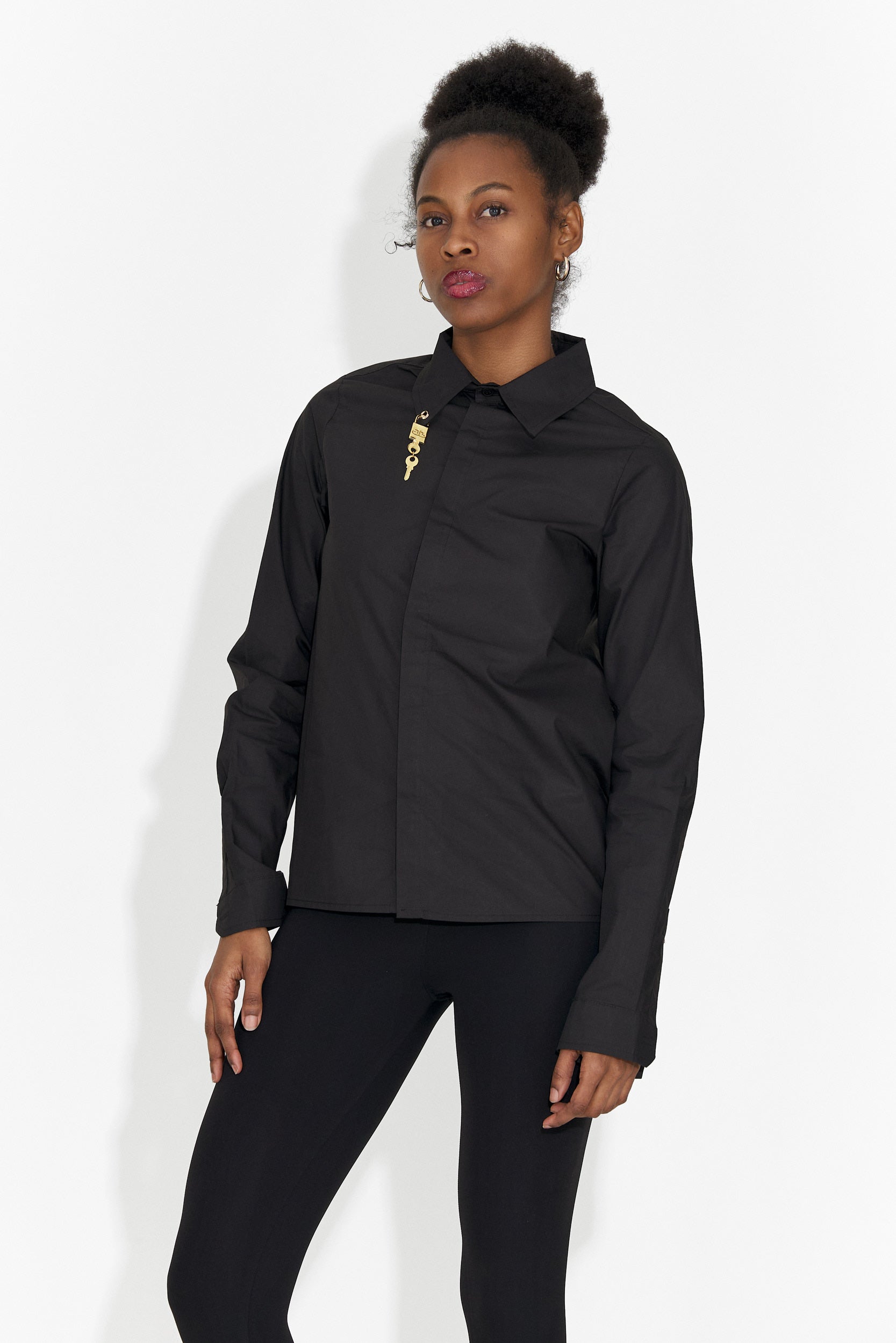 Elegáns fekete női ing Jetie Bogas