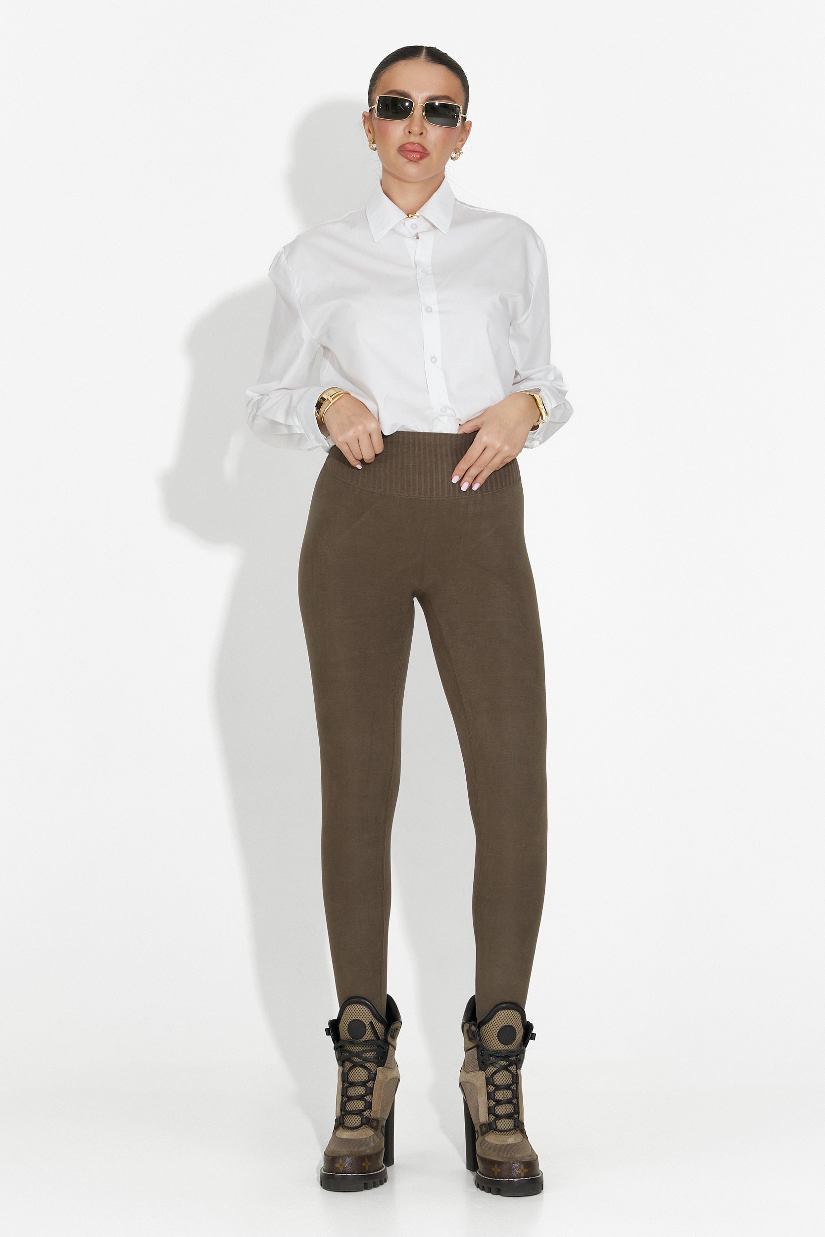 Michelina Bogas Meleg Nyomású Harisnyanadrág Khaki Színben