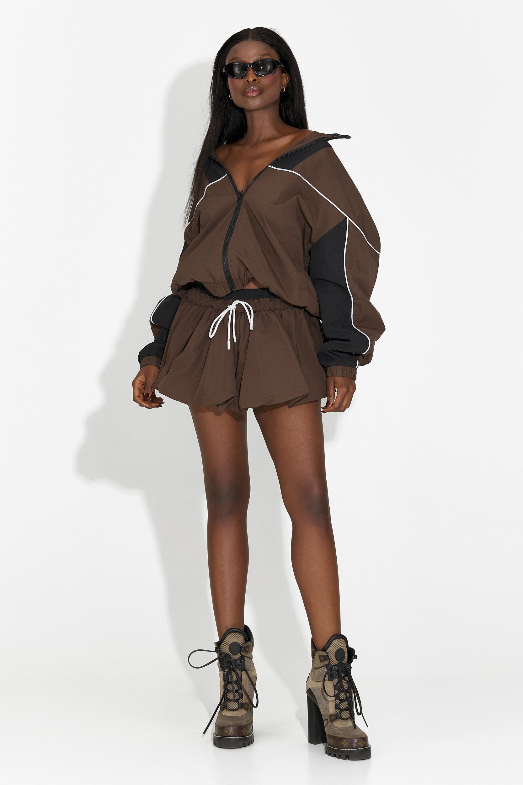 Selmira Bogas Barna Szoknya Nadrág Kosztüm