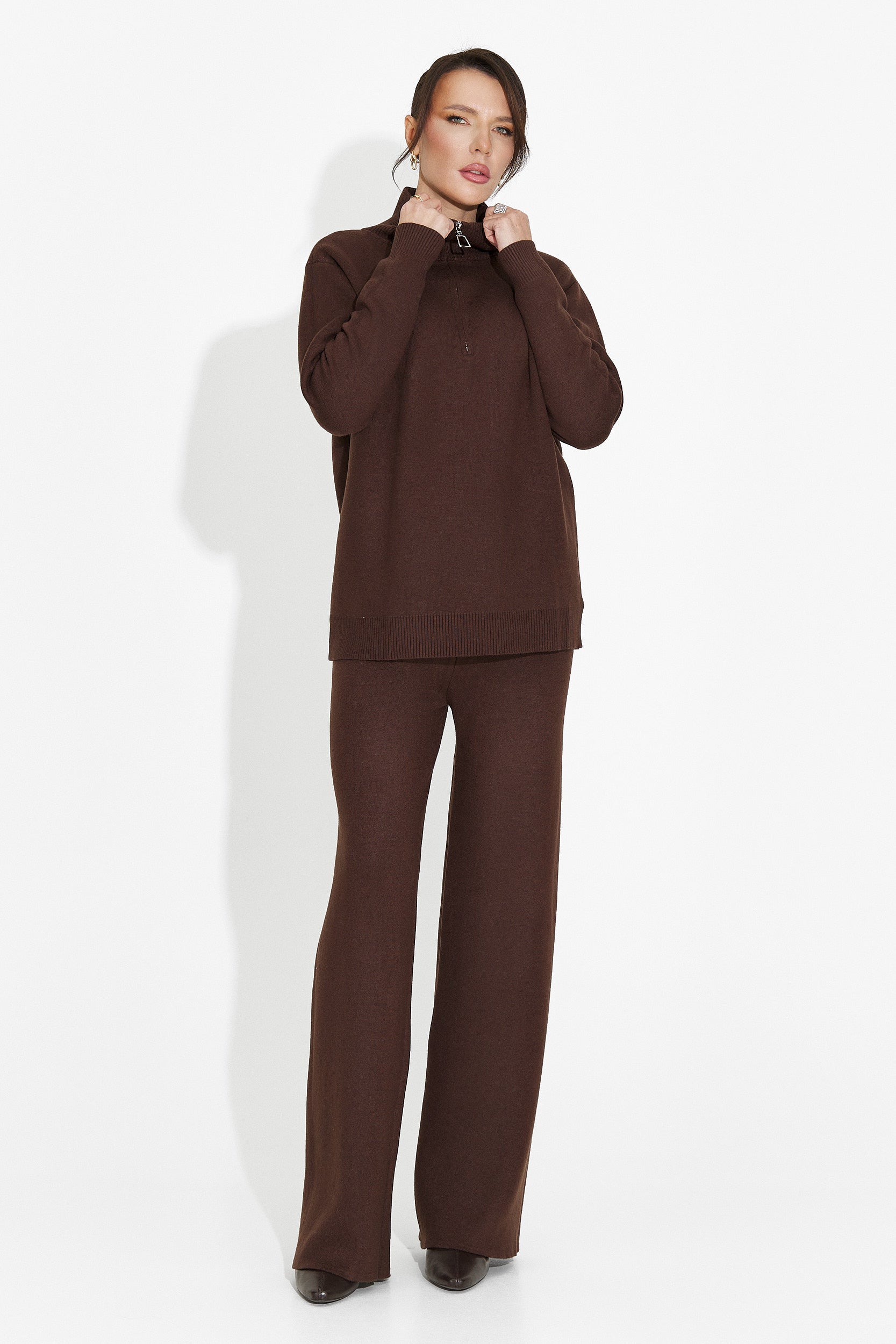 Barna nadrágos szett Lebrisa Bogas