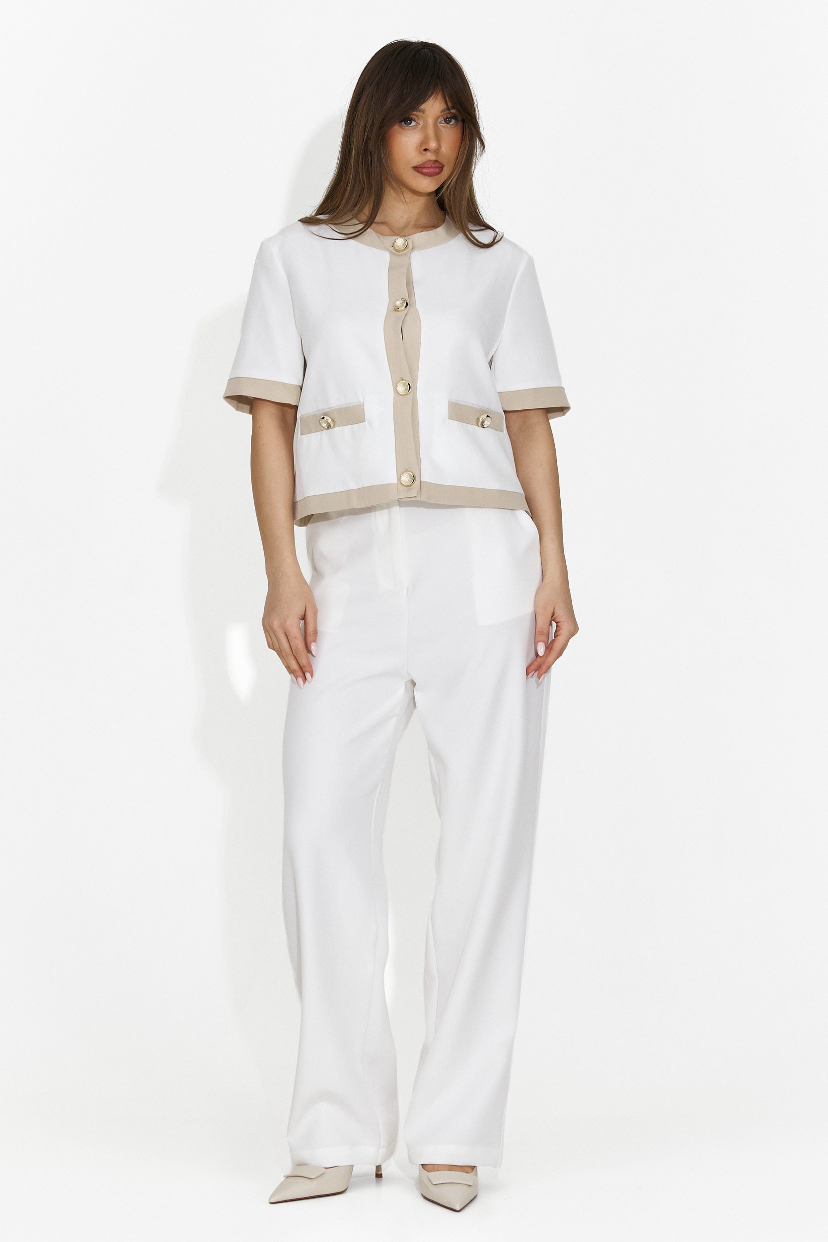 Elegáns fehér női öltöny, Alecsia Bogas