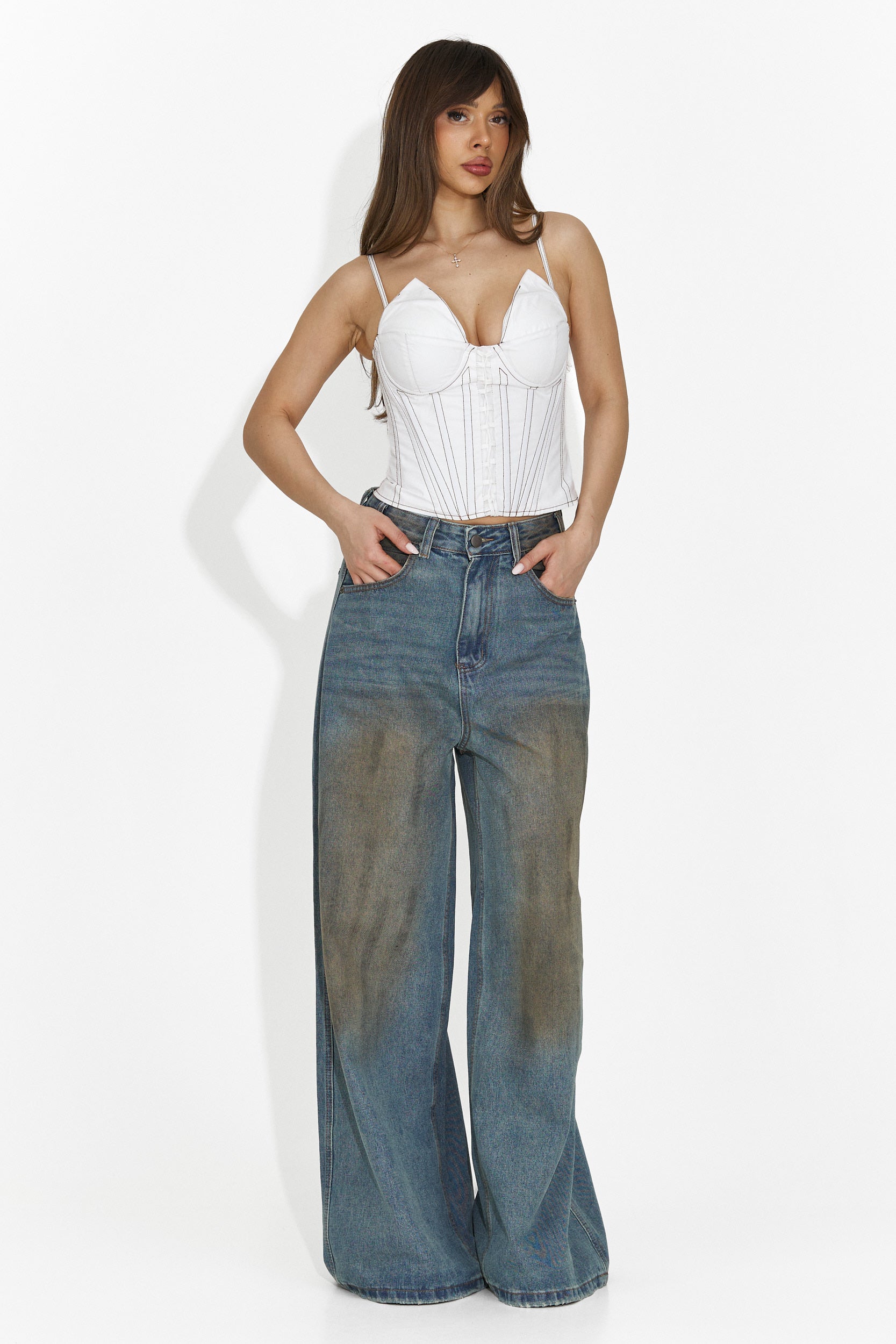 Elegáns fehér női fűző Karisa Bogas